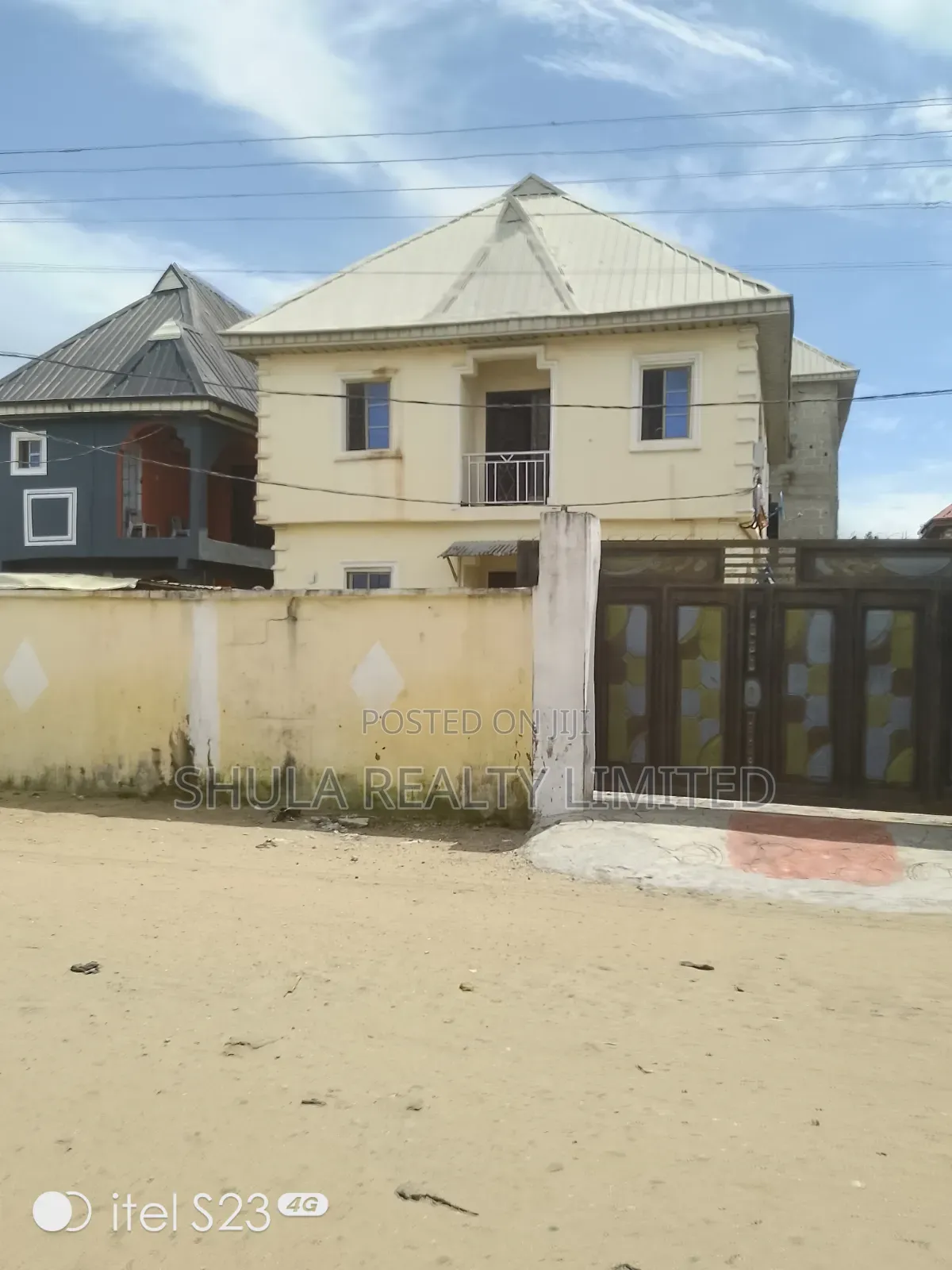 Furnished 17bdrm House in Ajangbadi for sale