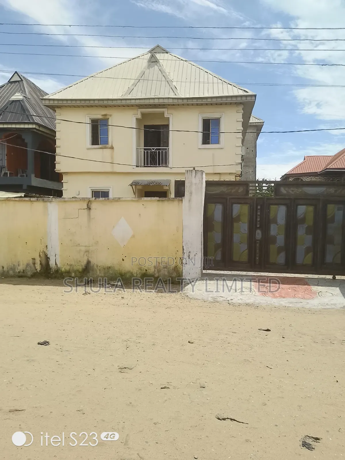 Furnished 17bdrm House in Ajangbadi for sale