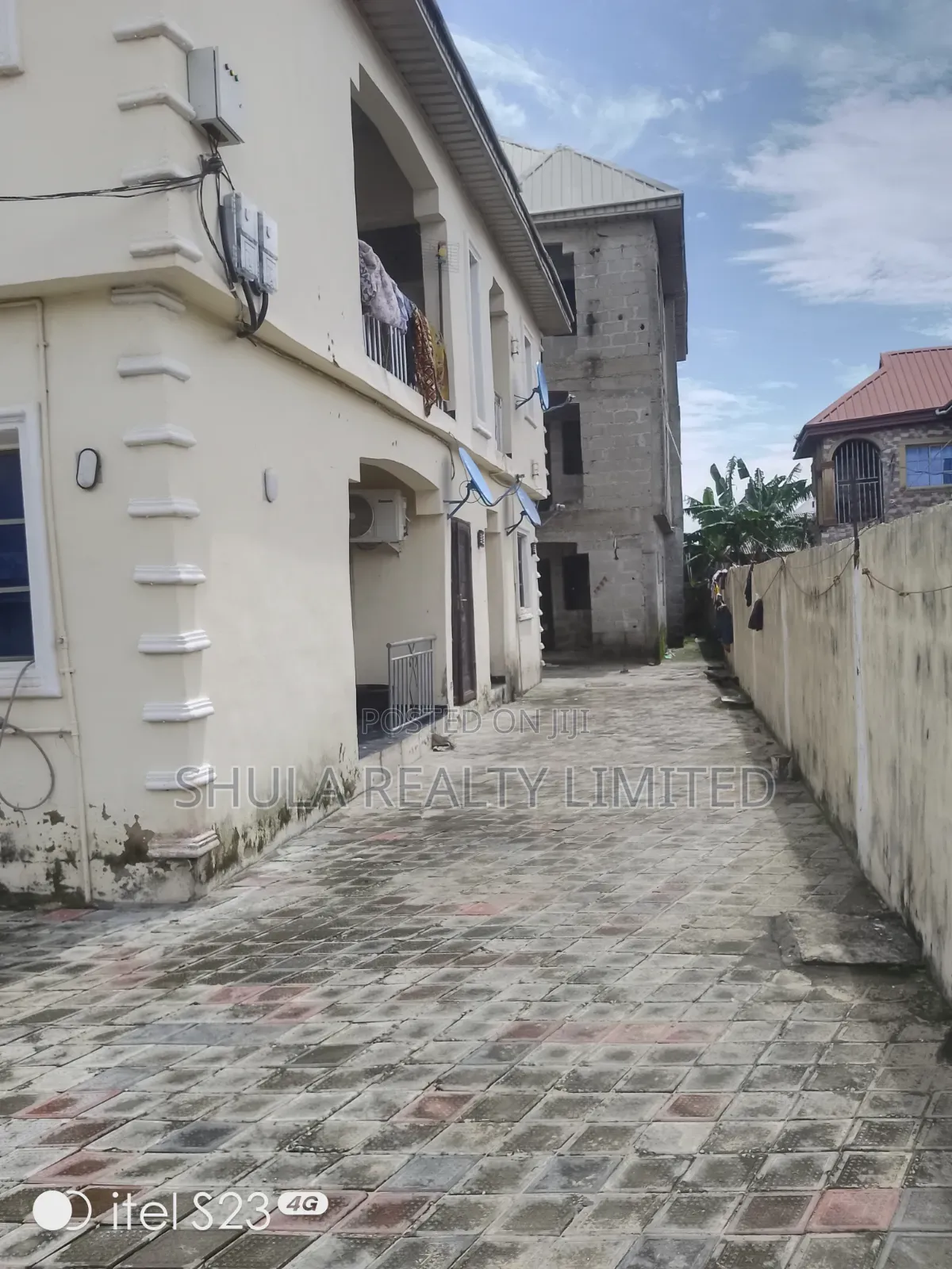 Furnished 17bdrm House in Ajangbadi for sale
