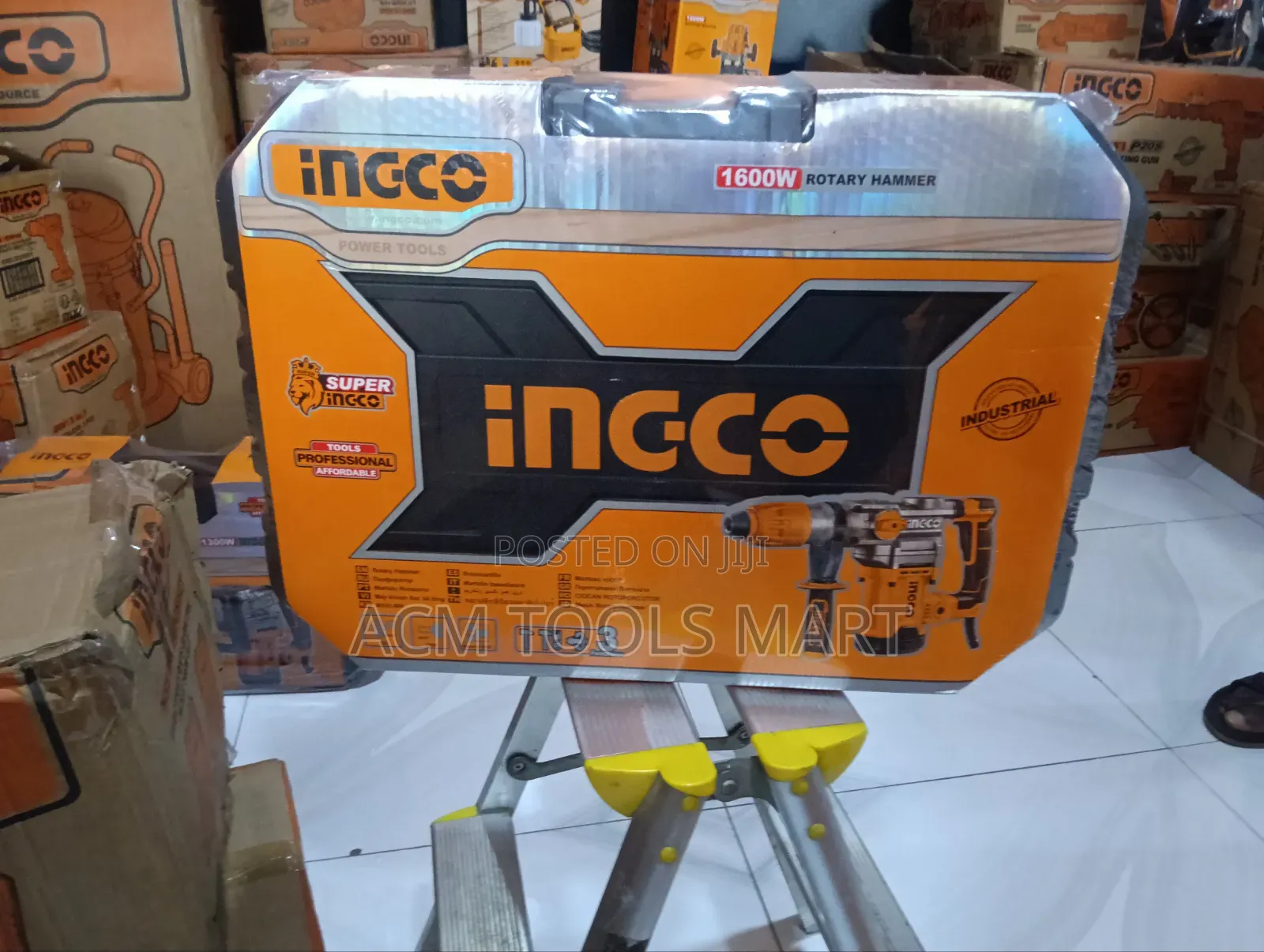 INGCO 1600W Rotary Hammer 40mm SDS Max – RH