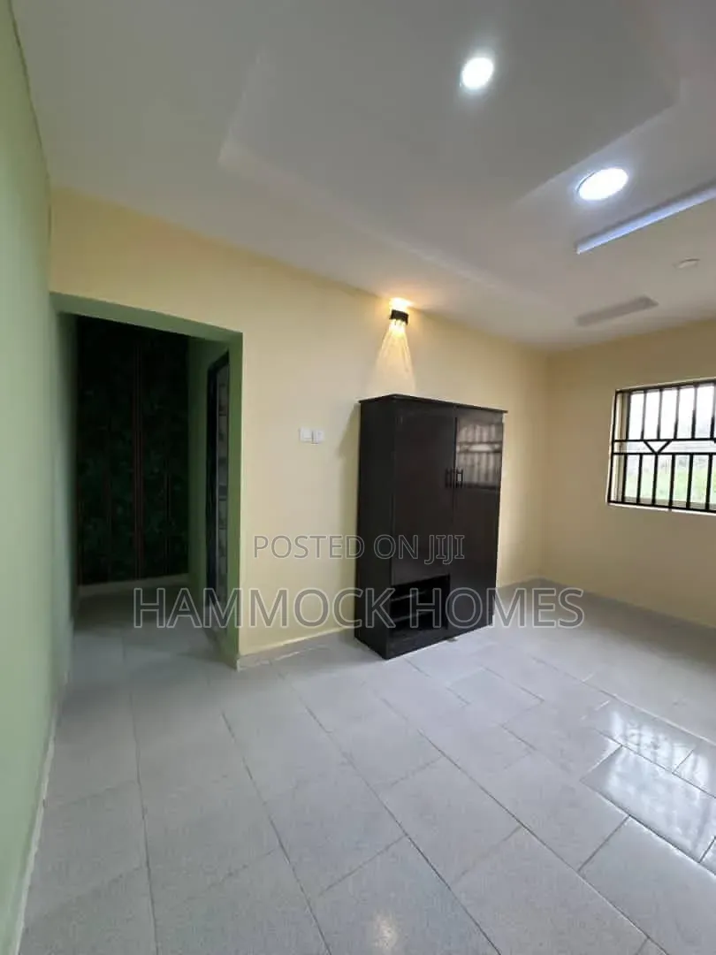 4bdrm Duplex in Okebadan Estate, Akobo for rent