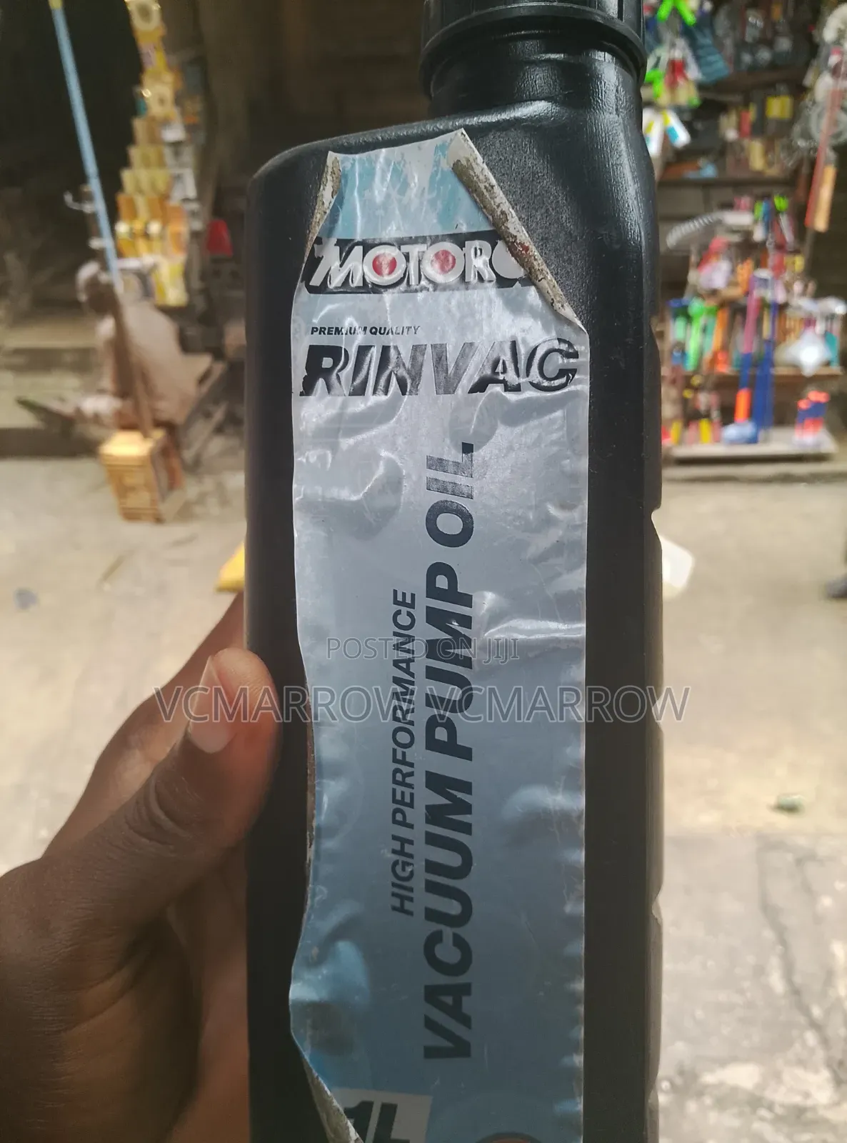 1-Liter Bottle of Motorol Rinvac High-Performance Vacuum Pump Oil.