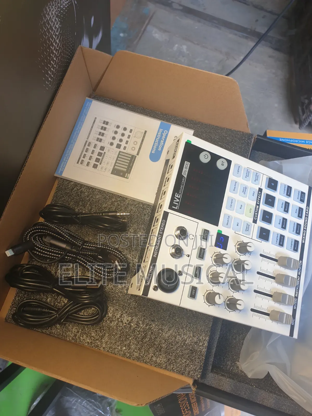 Professional 
Sn-800 Podcast Mixer Live Sound Card