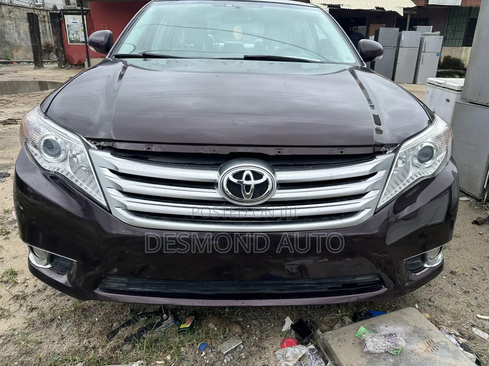 Toyota Avalon Base Seban FWD (3.5L 6cyl 6A) 2011 Brown