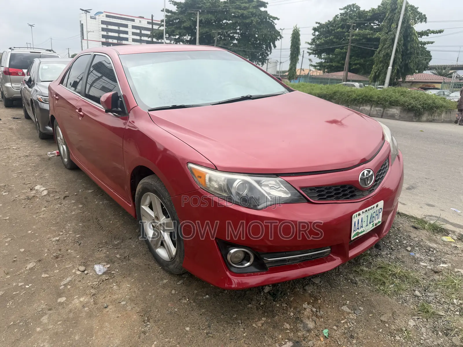 Toyota Camry SE 4dr Sedan (2.5L 4cyl 6A) 2013 Red