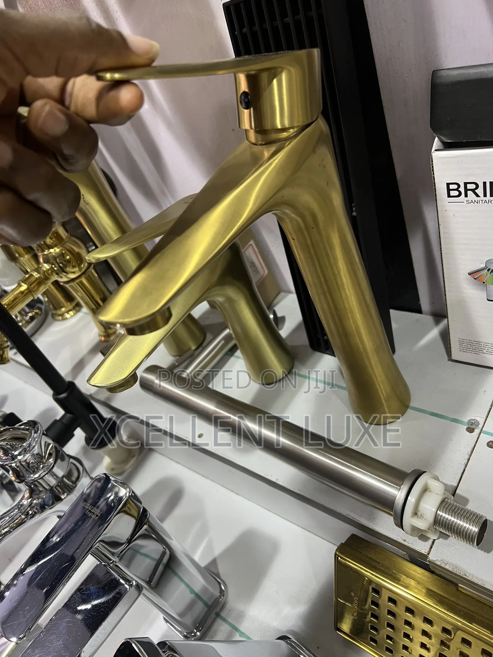 Matt Gold Basin Mixer Tap. (England Standard)