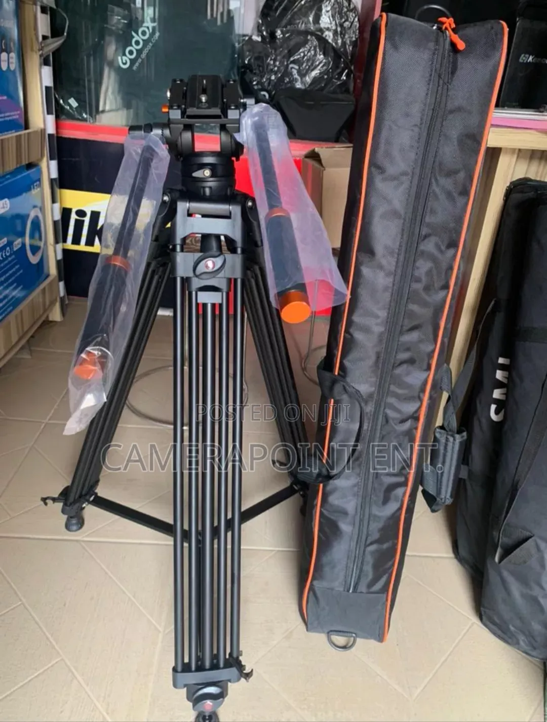 Cayer Heavy Duty Tripod