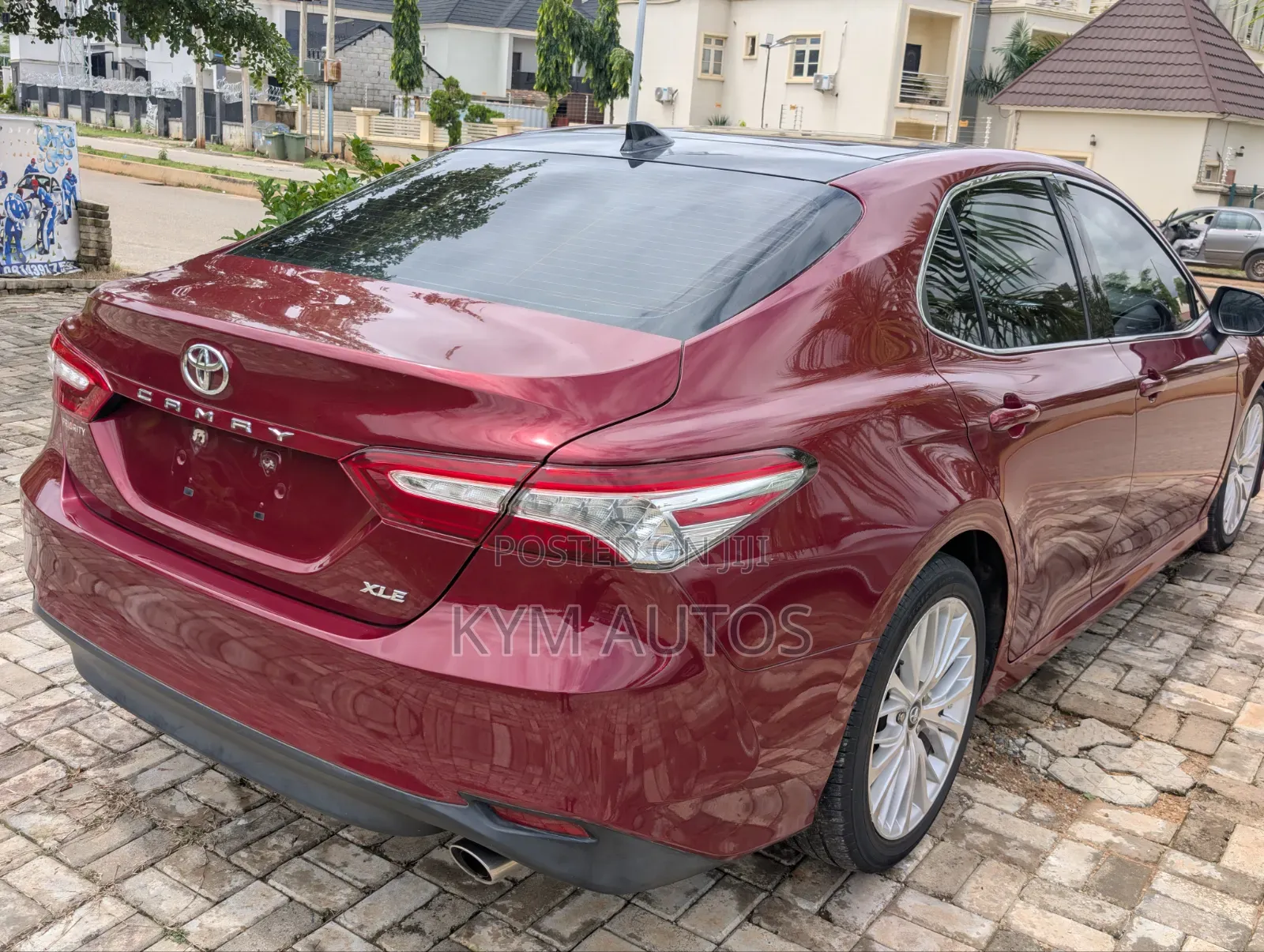 Toyota Camry 2019 Burgundy