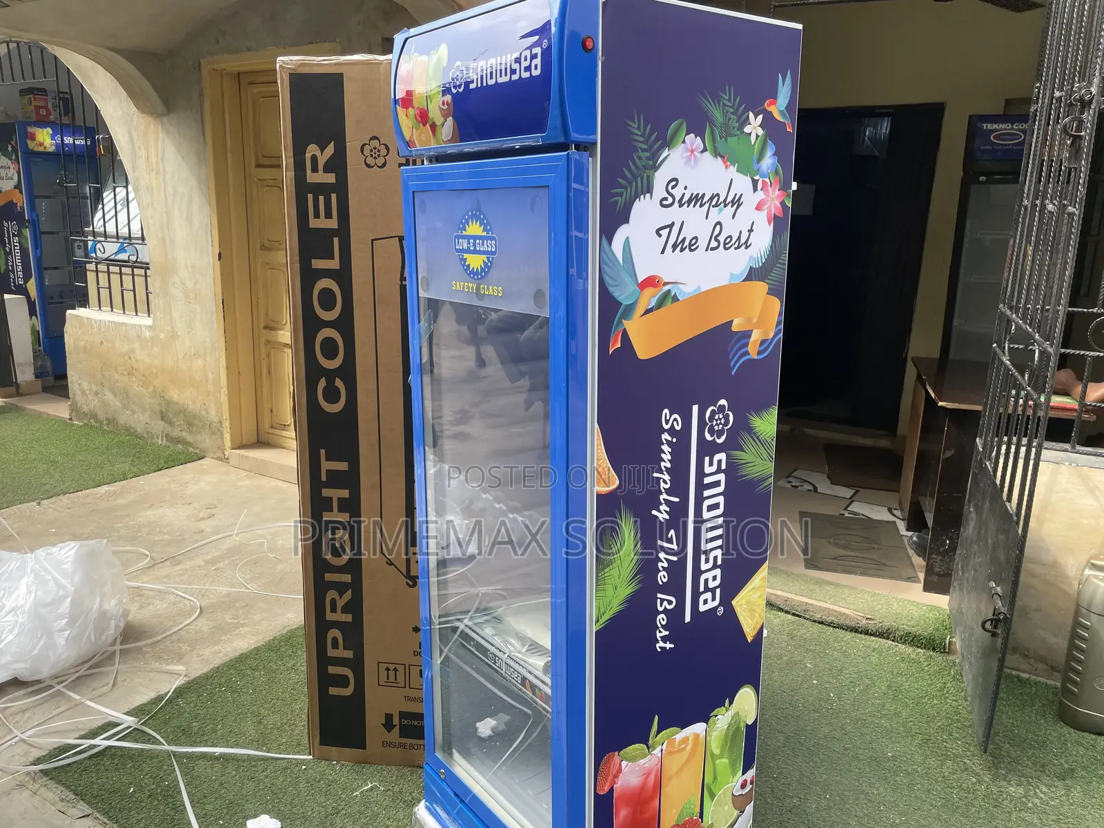 Snowsea 300l Beverage Cooler Ready for Use