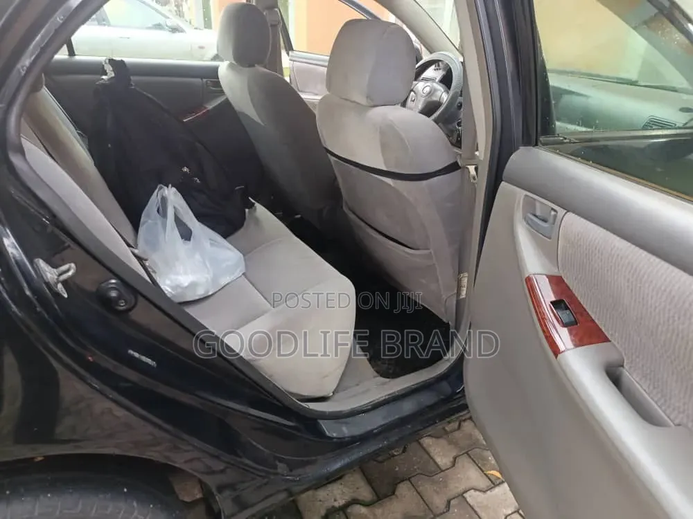 Toyota Corolla LE 2007 Matt Black