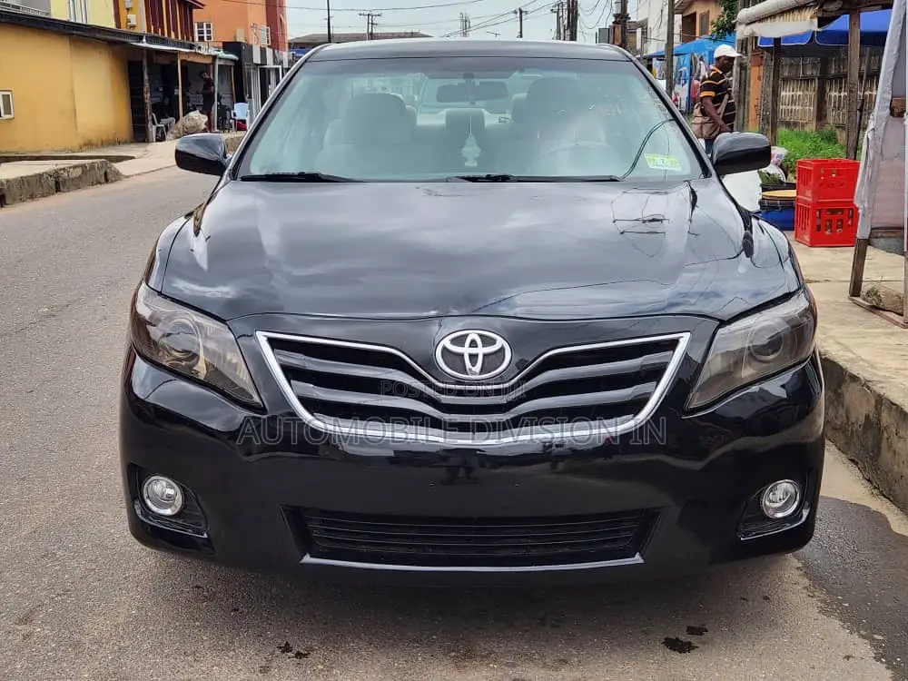 Toyota Camry LE 4dr Sedan (2.5L 4cyl 6AM) 2010 Black