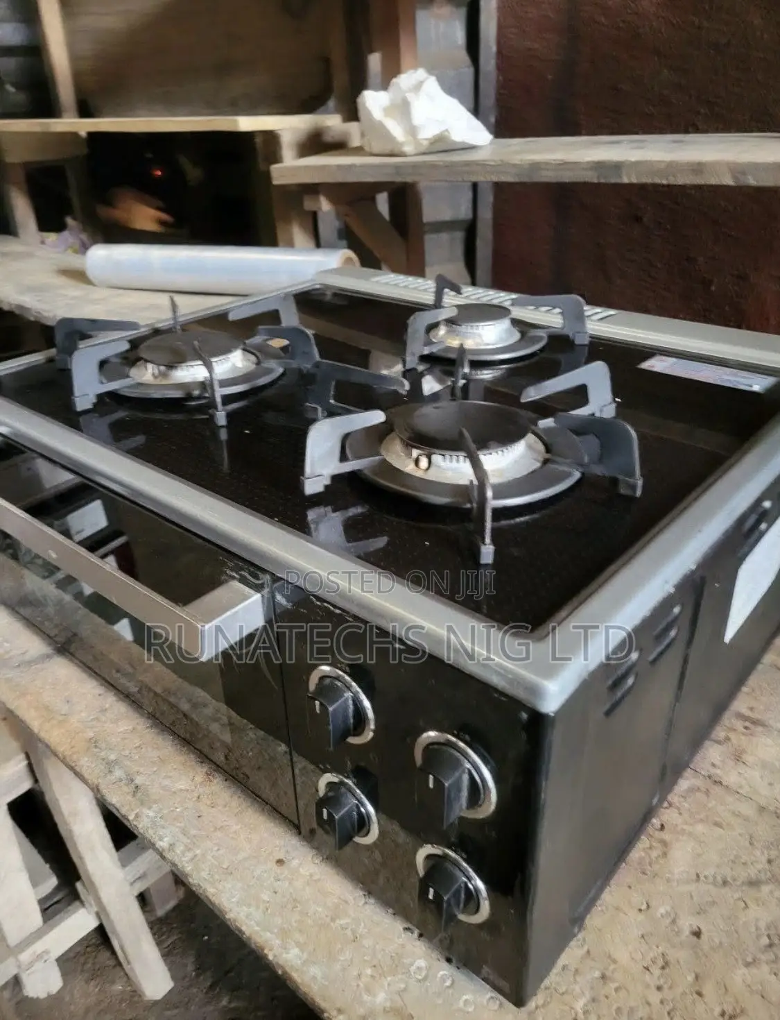 Giant Table Top Gas Cooker With Oven and Griller