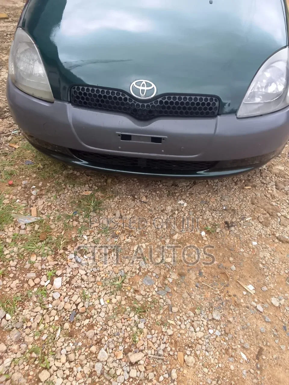 Toyota Yaris 1.5 2000 Green