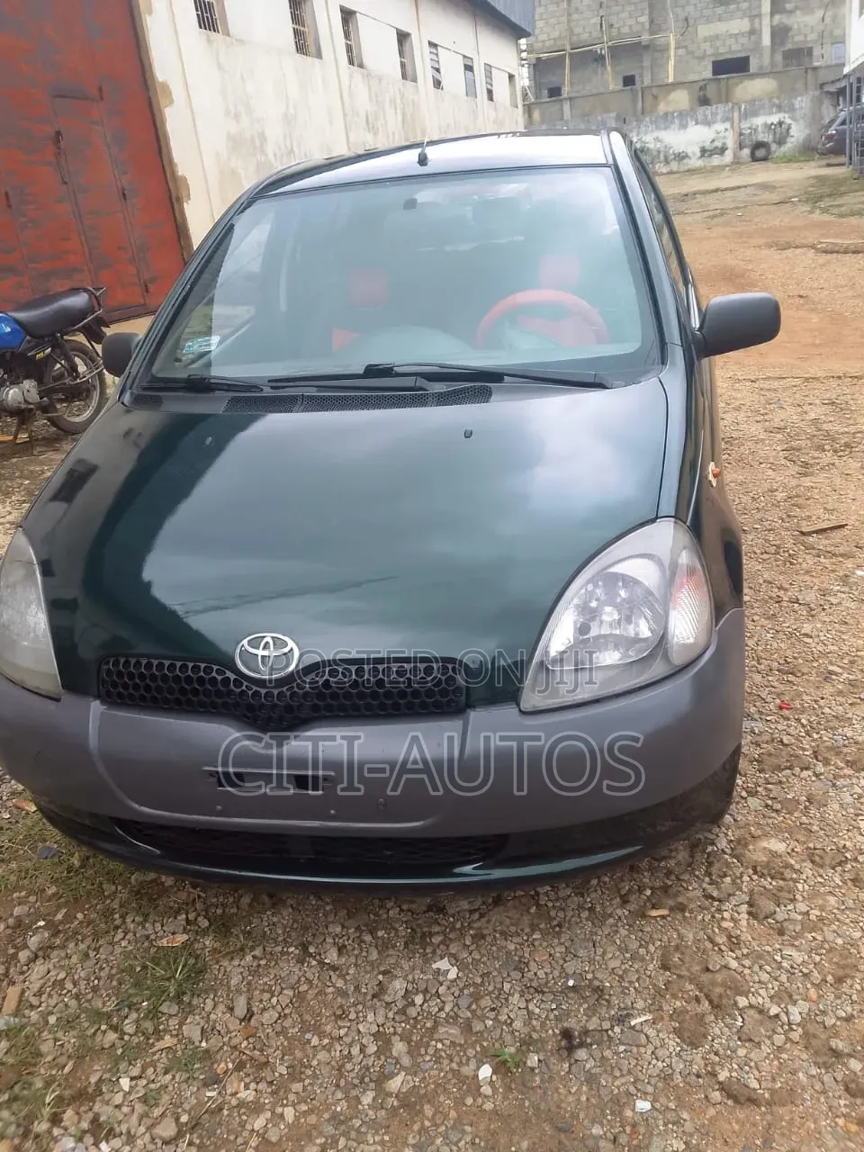 Toyota Yaris 1.5 2000 Green