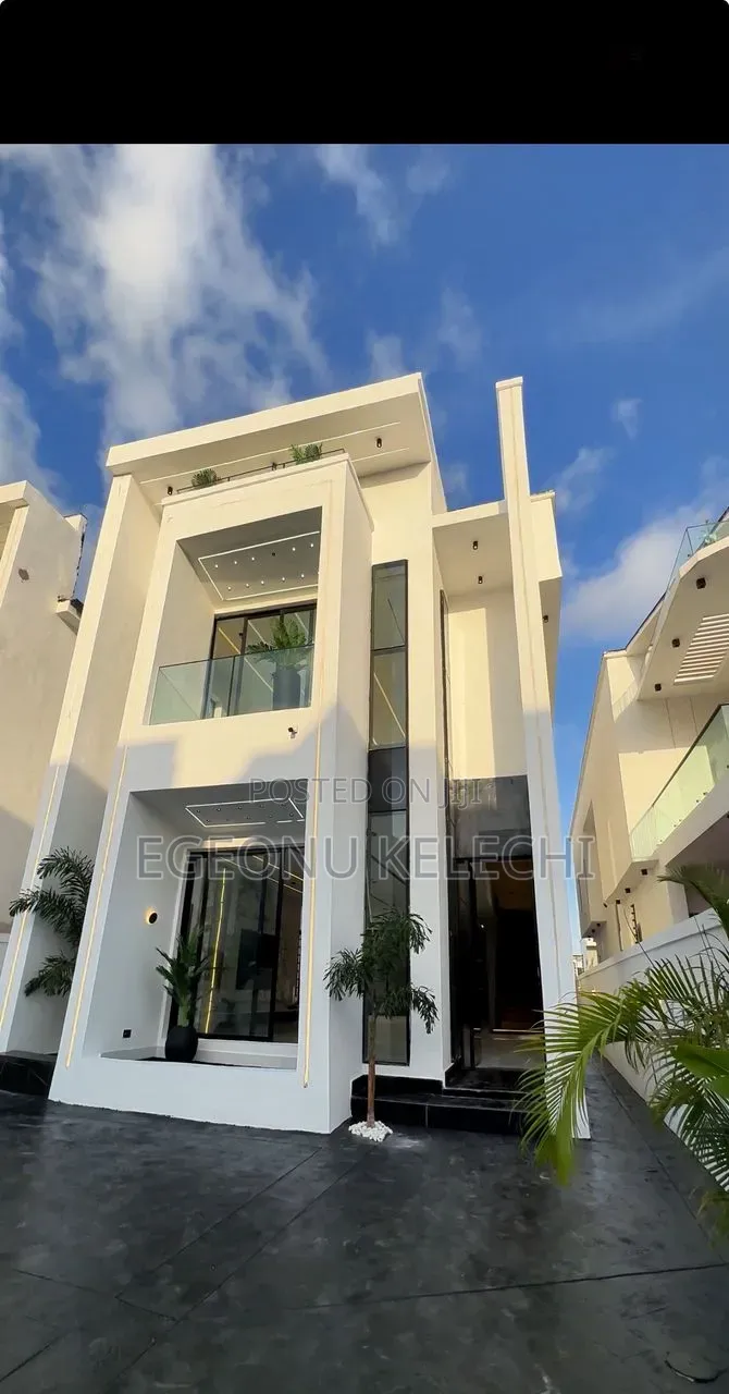 5bdrm Duplex in Ado / Ajah for sale