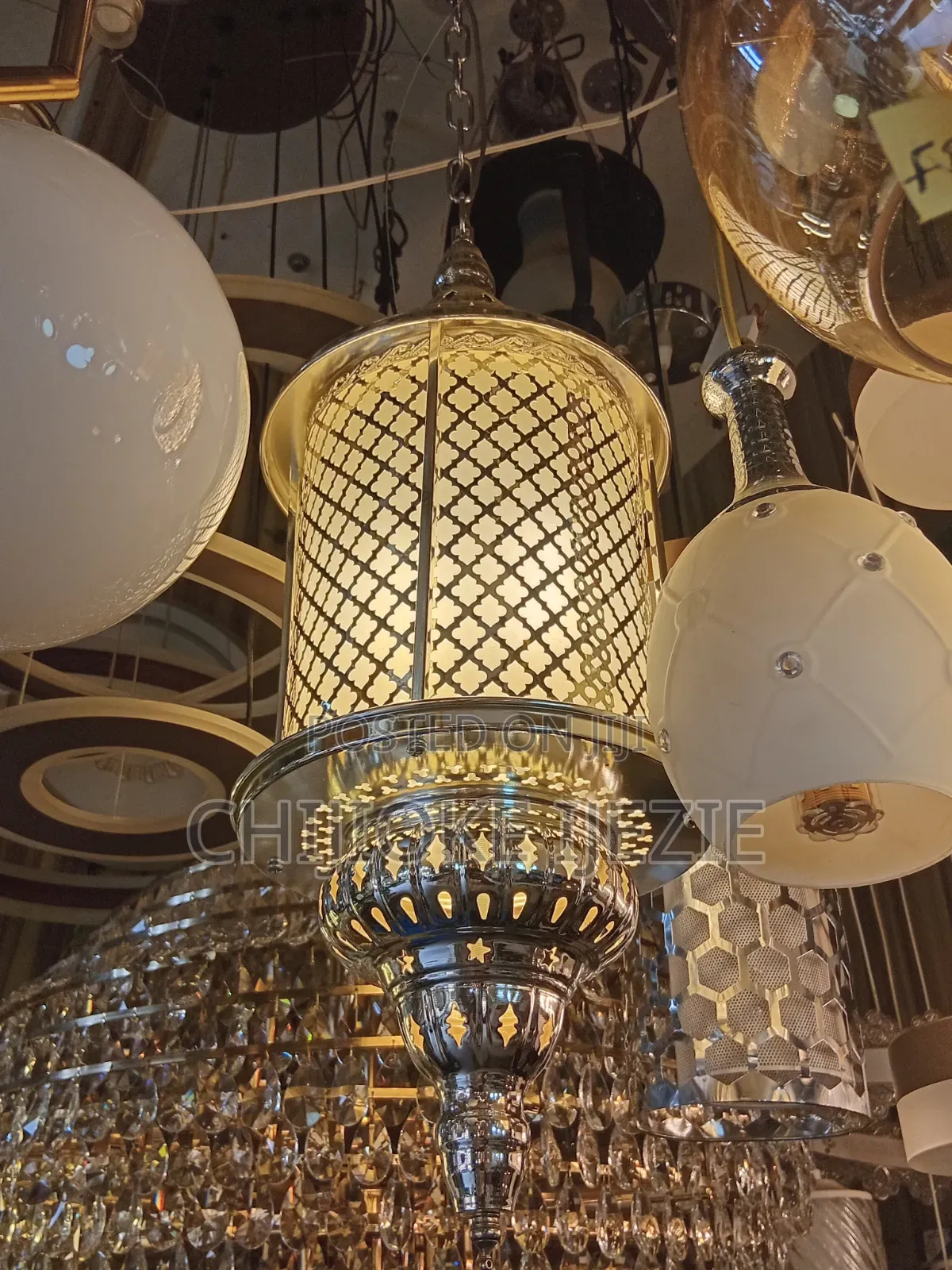 Opulent Regal Pendant Chandelier