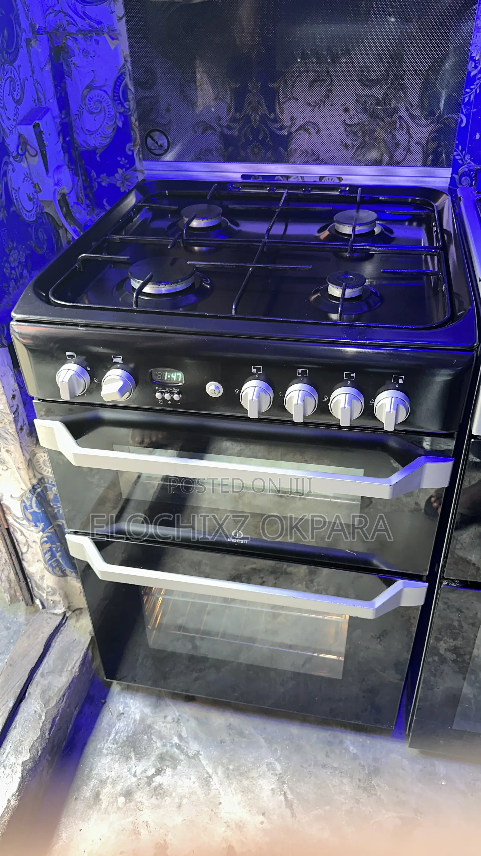 4 Burner Standing Gas Cooker With Oven and Grill