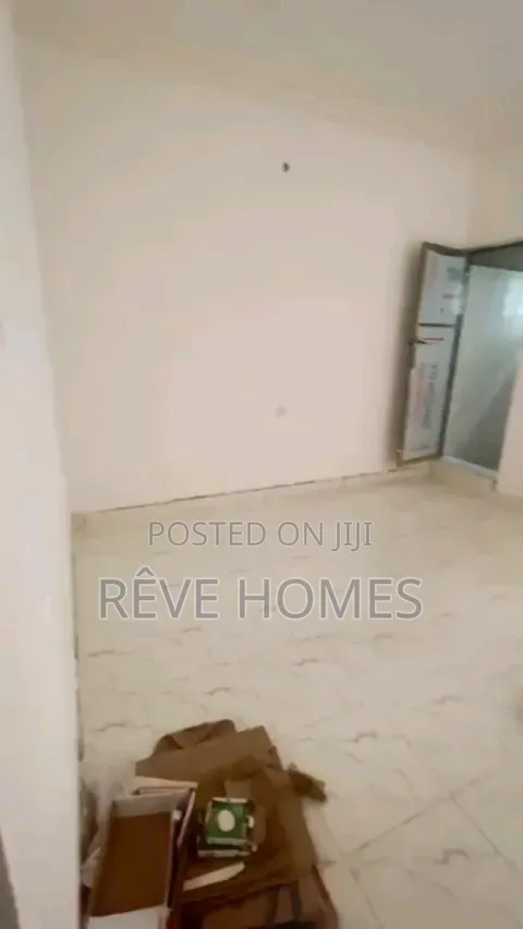 Studio Apartment in Shomolu / Shomolu for rent
