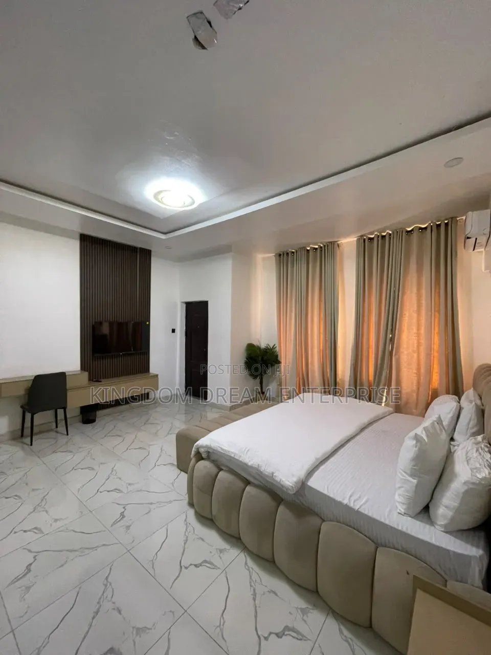 3bdrm Duplex in Harris Drive Vgc for sale