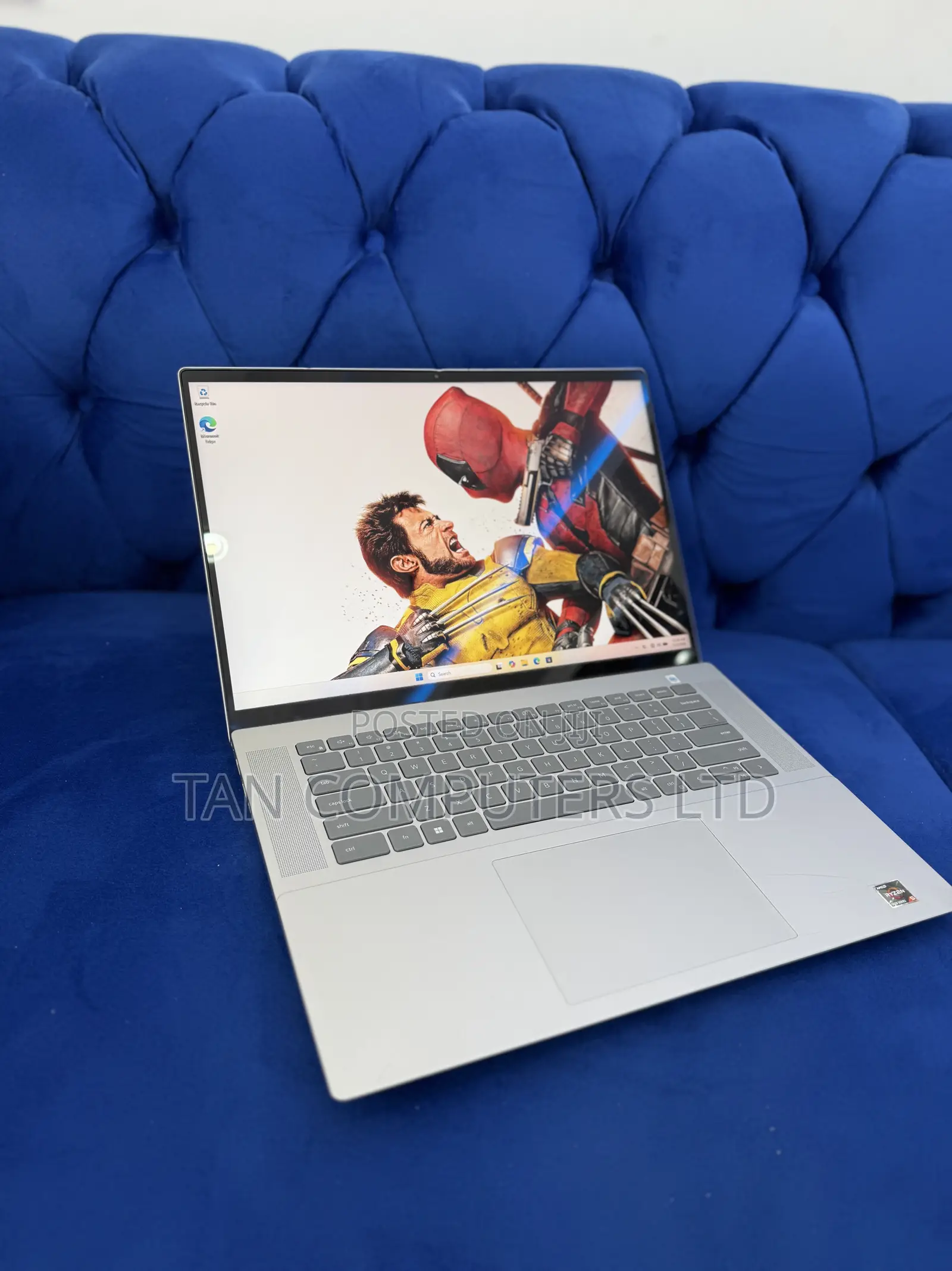 Laptop Dell Inspiron 16 5625 16GB AMD Ryzen 5 SSD 512GB
