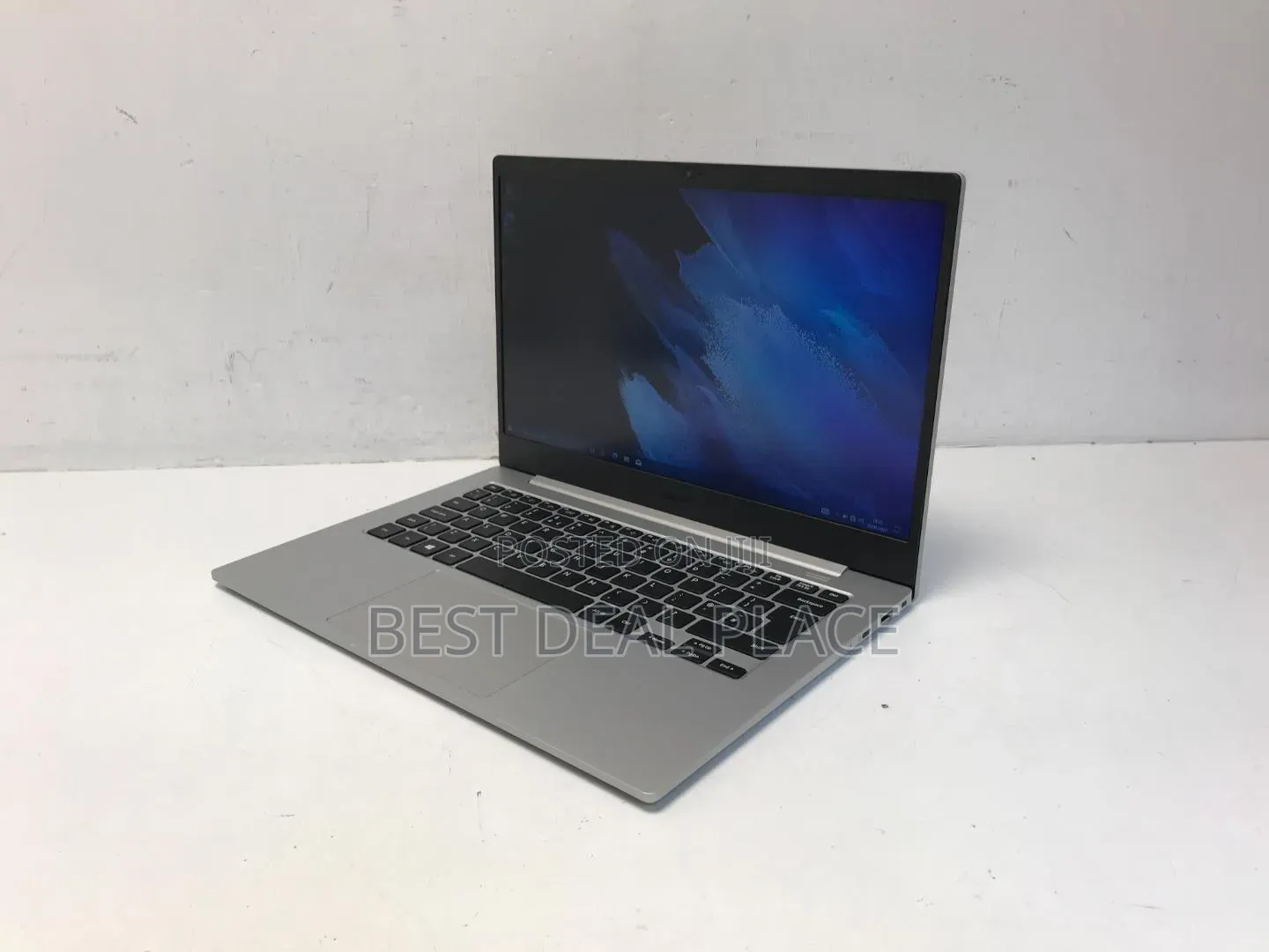 Laptop Samsung 4GB HDD 128GB