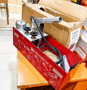 Hand Test Pump/Bucket