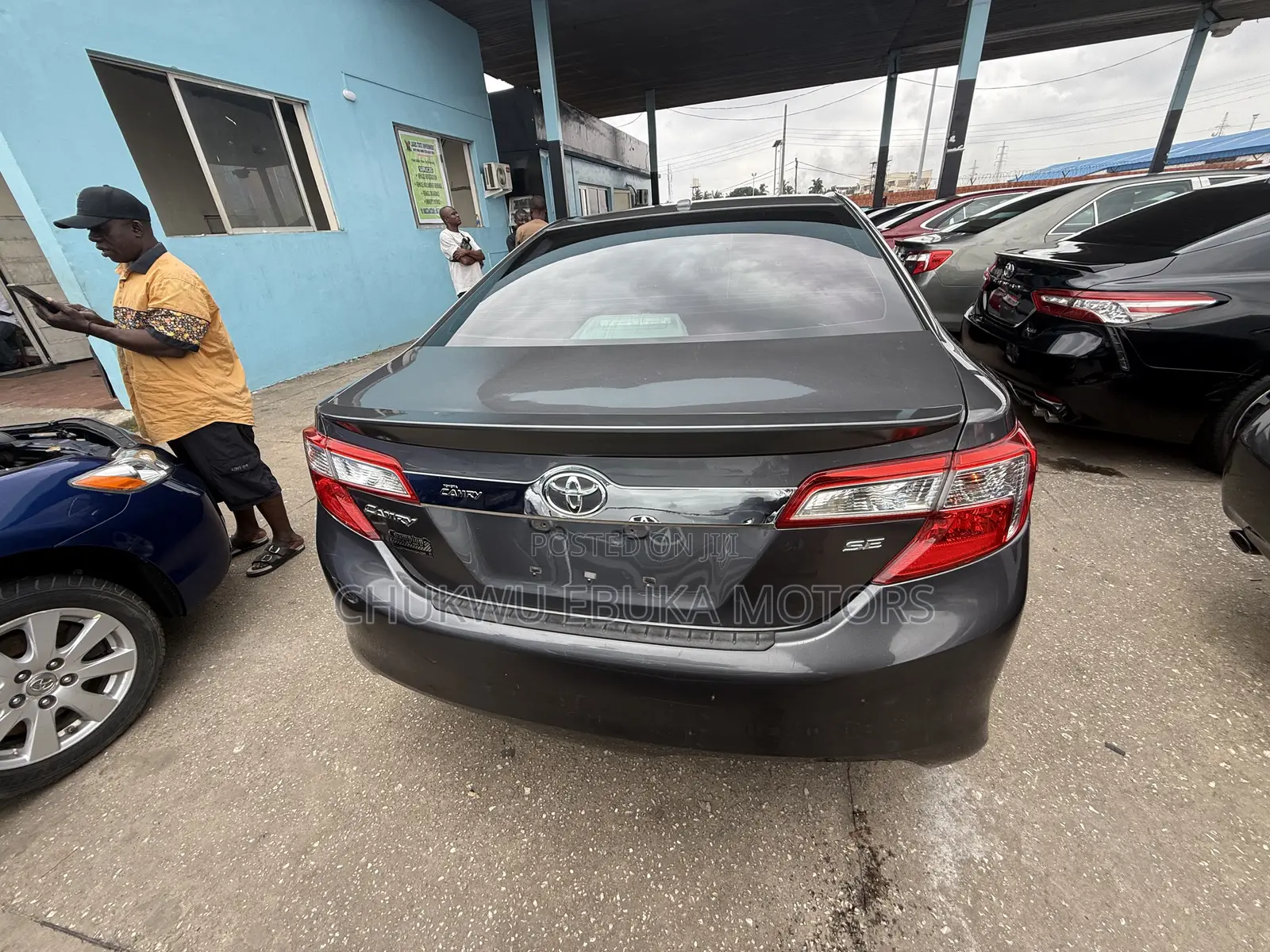 Toyota Camry SE Sport 4dr Sedan (2.5L 4cyl 6A) 2014 Gray