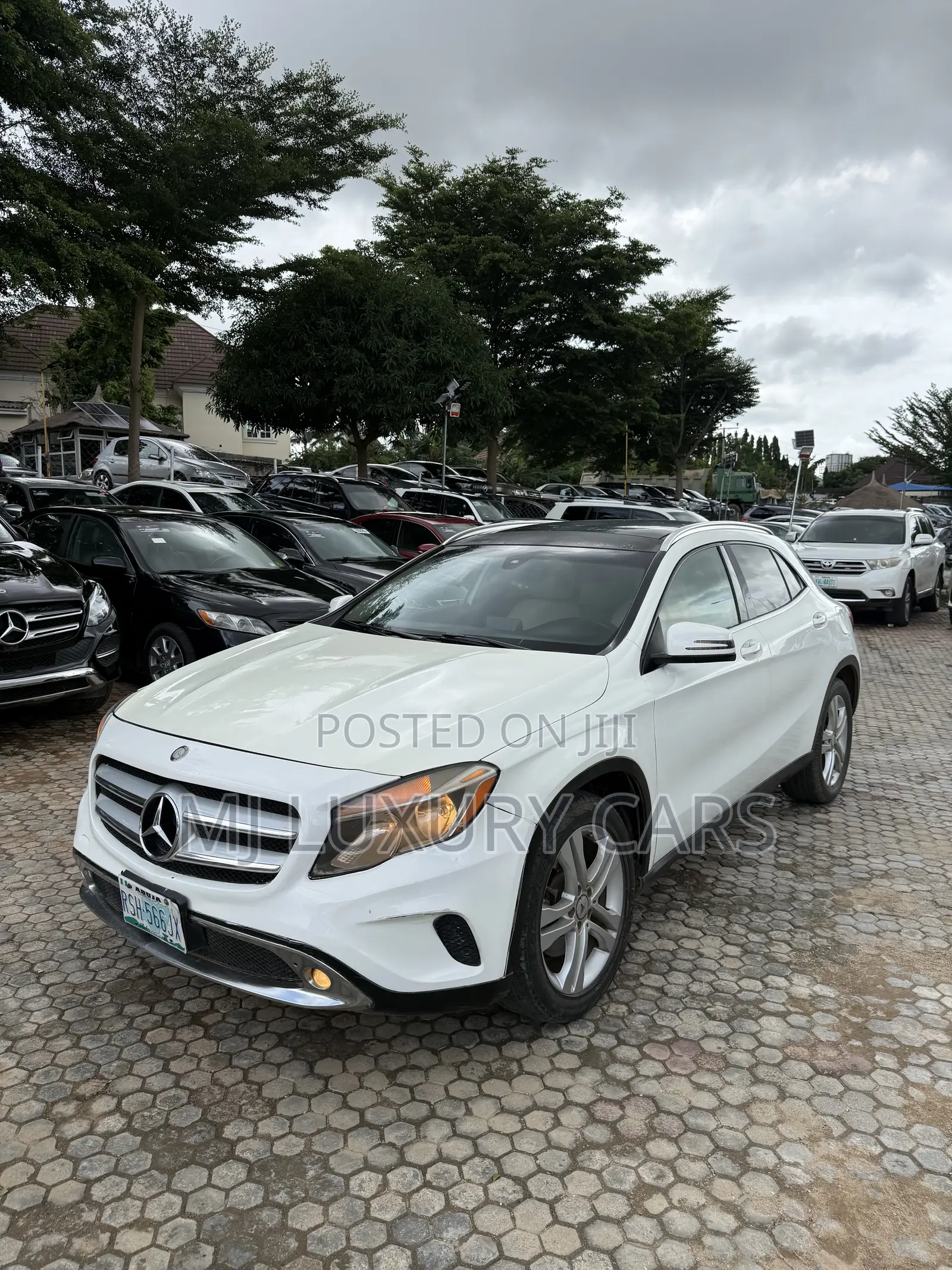 Mercedes-Benz GLA 250 2015 White