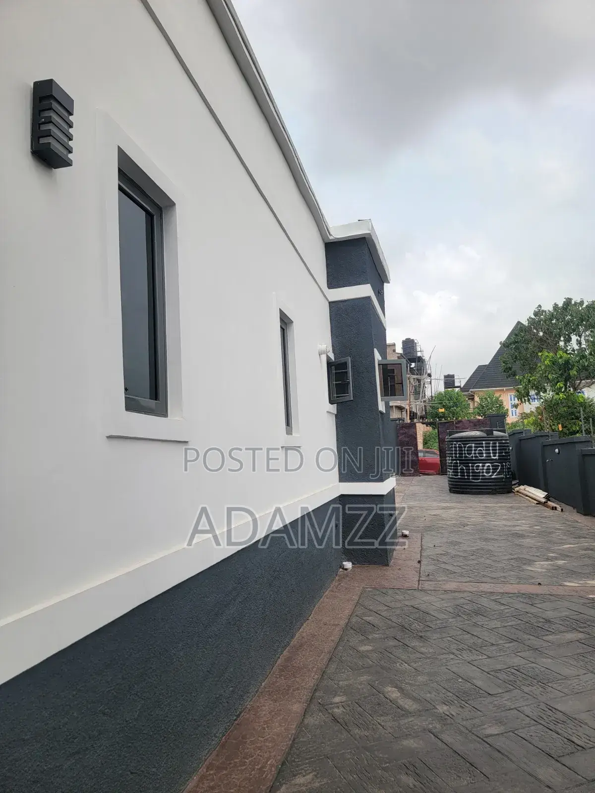 3bdrm Bungalow in Phase Six, Enugu for sale