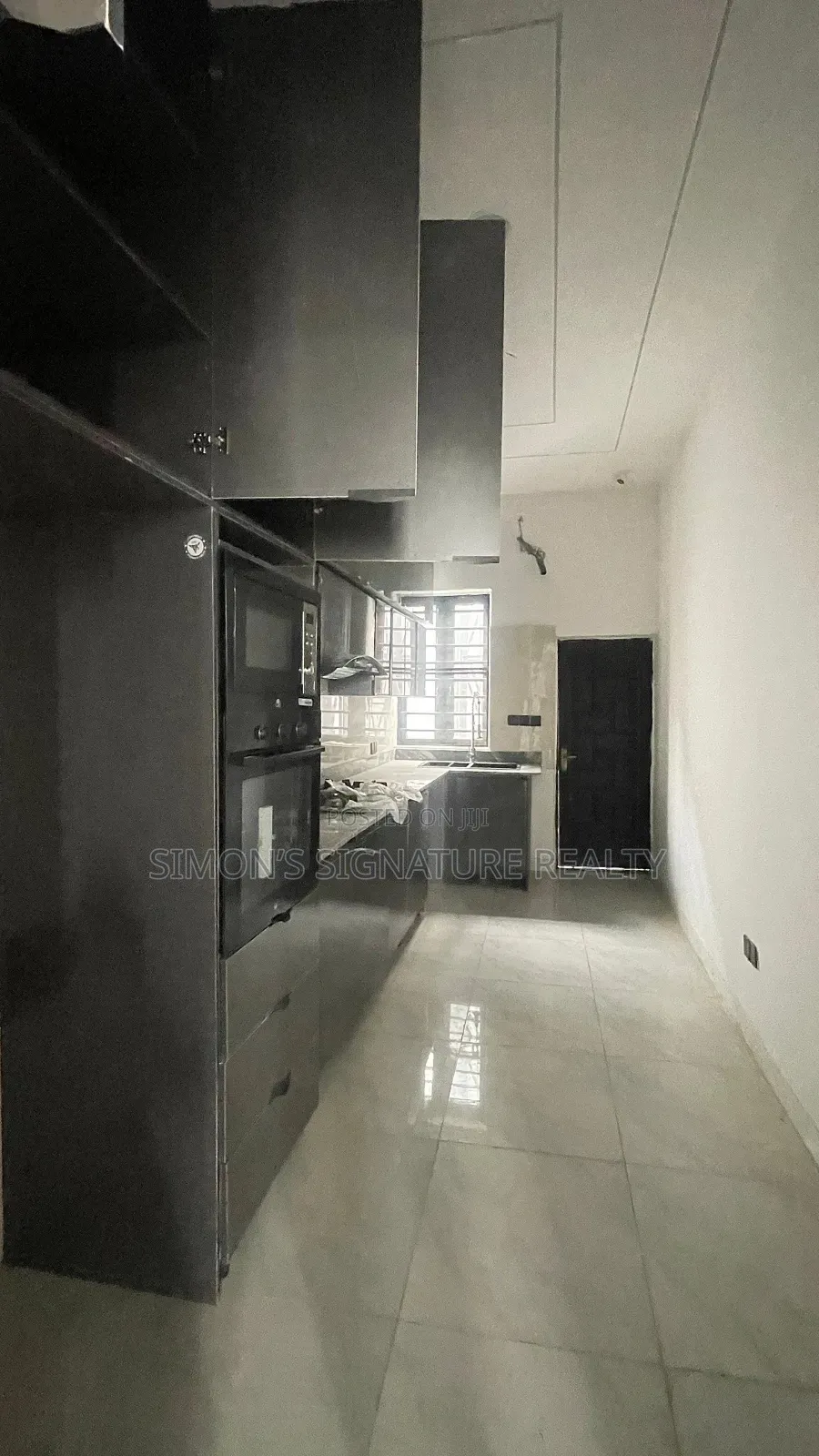 4bdrm Townhouse/Terrace in Abraham Adesanya for sale