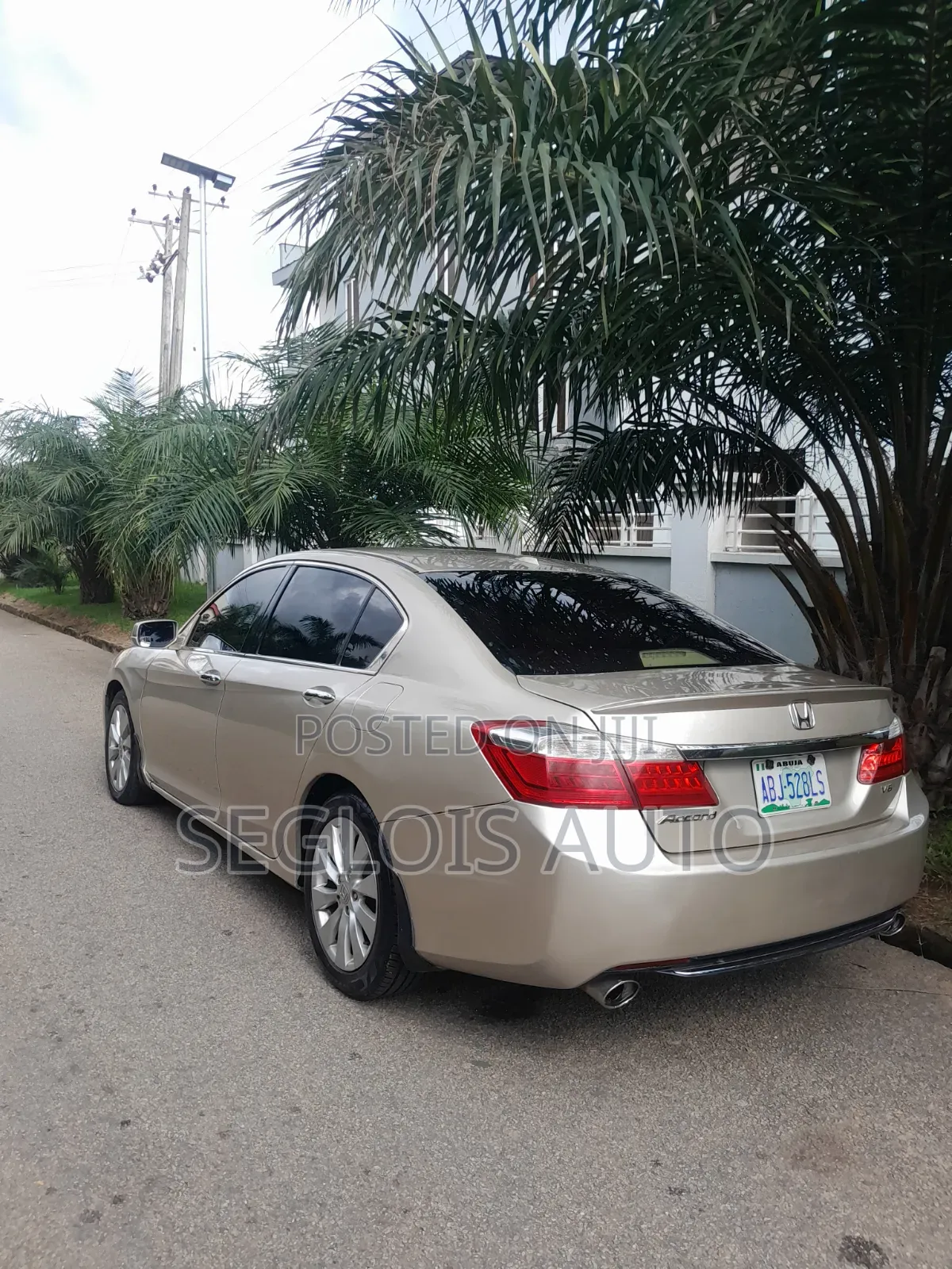 Honda Accord 2014 Gold