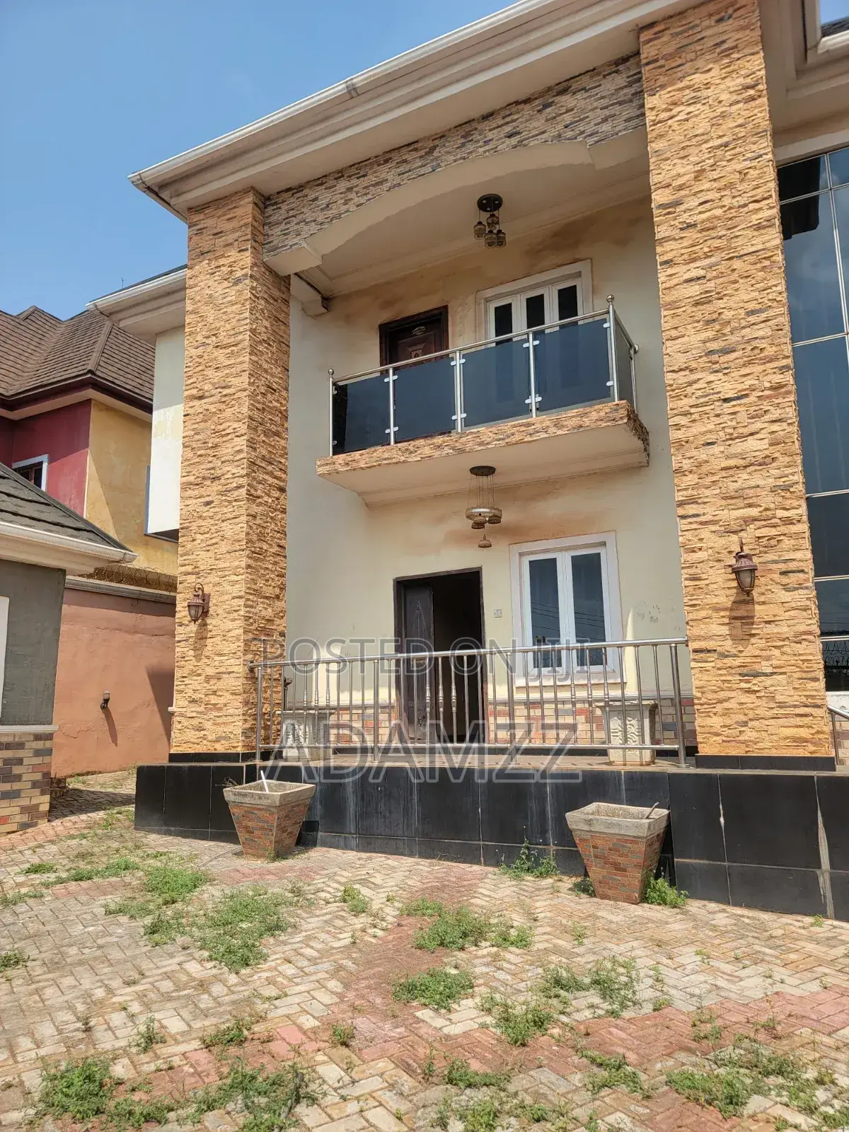 4bdrm Duplex in Golf Estate, Enugu for sale
