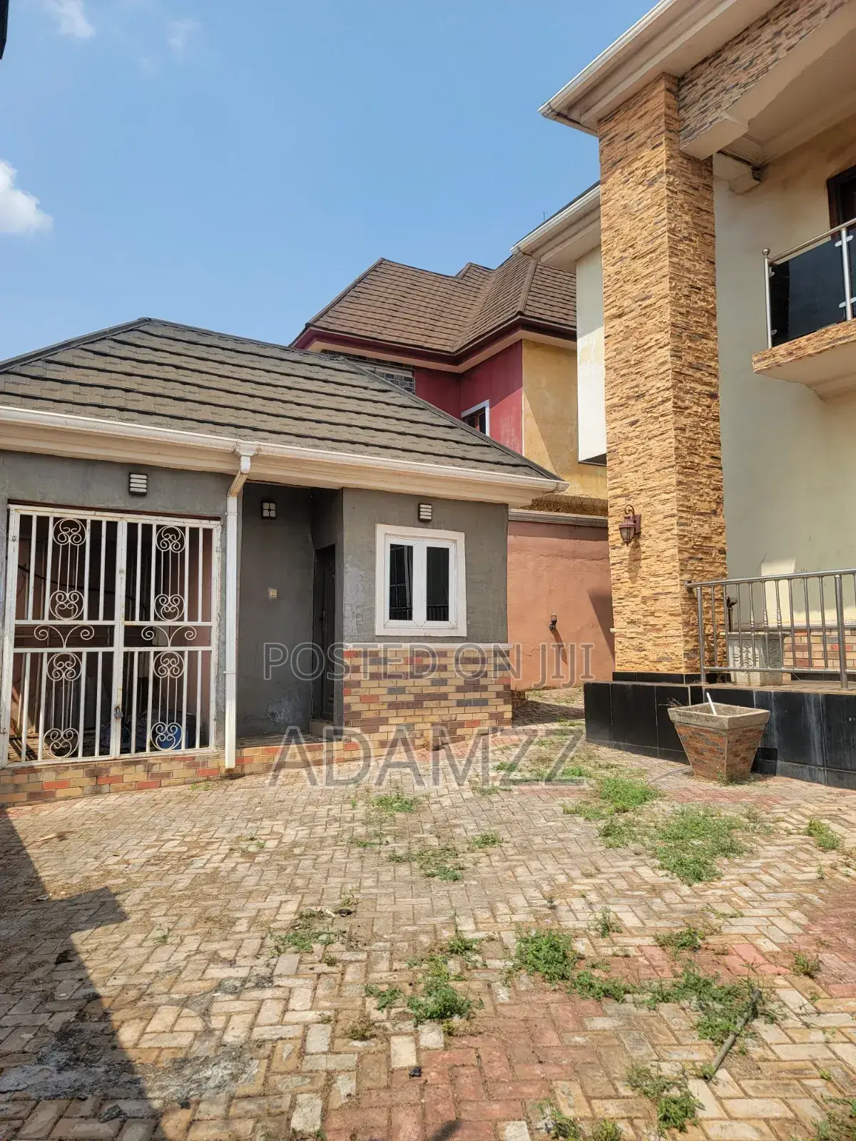 4bdrm Duplex in Golf Estate, Enugu for sale