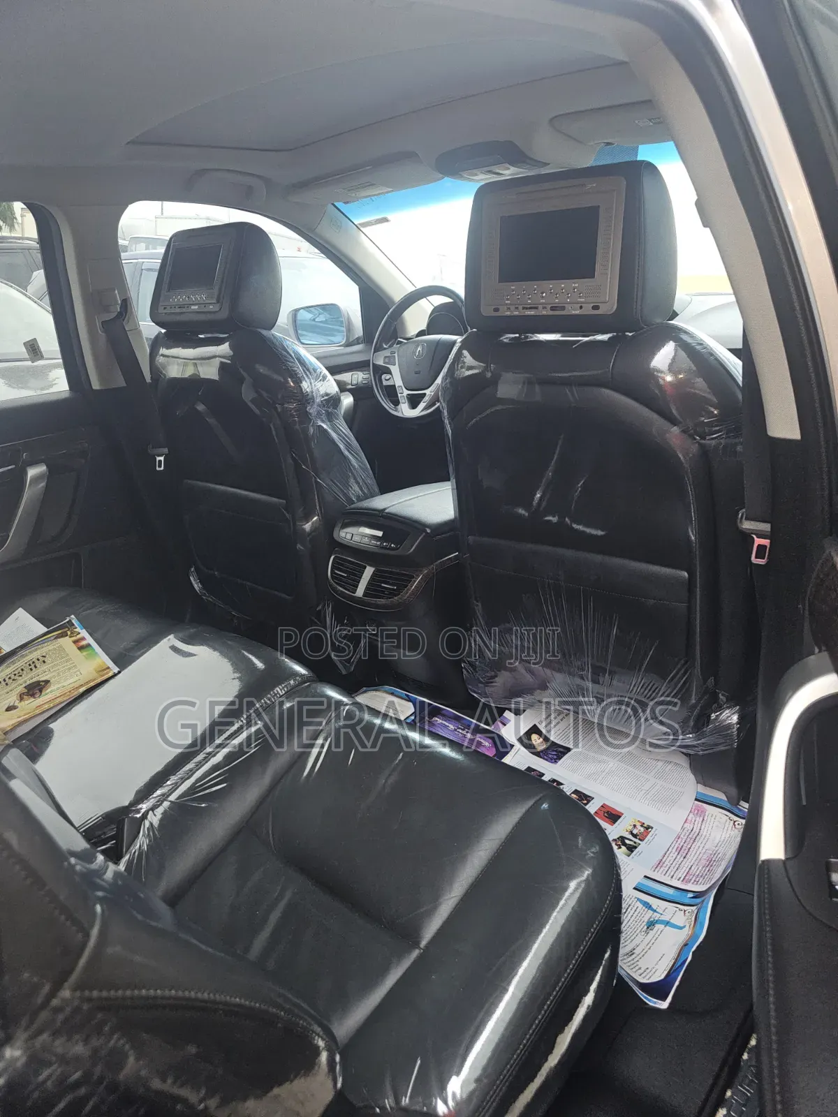 Acura MDX Technology Package SUV AWD (3.7L 6cyl 6A) 2011 Silver