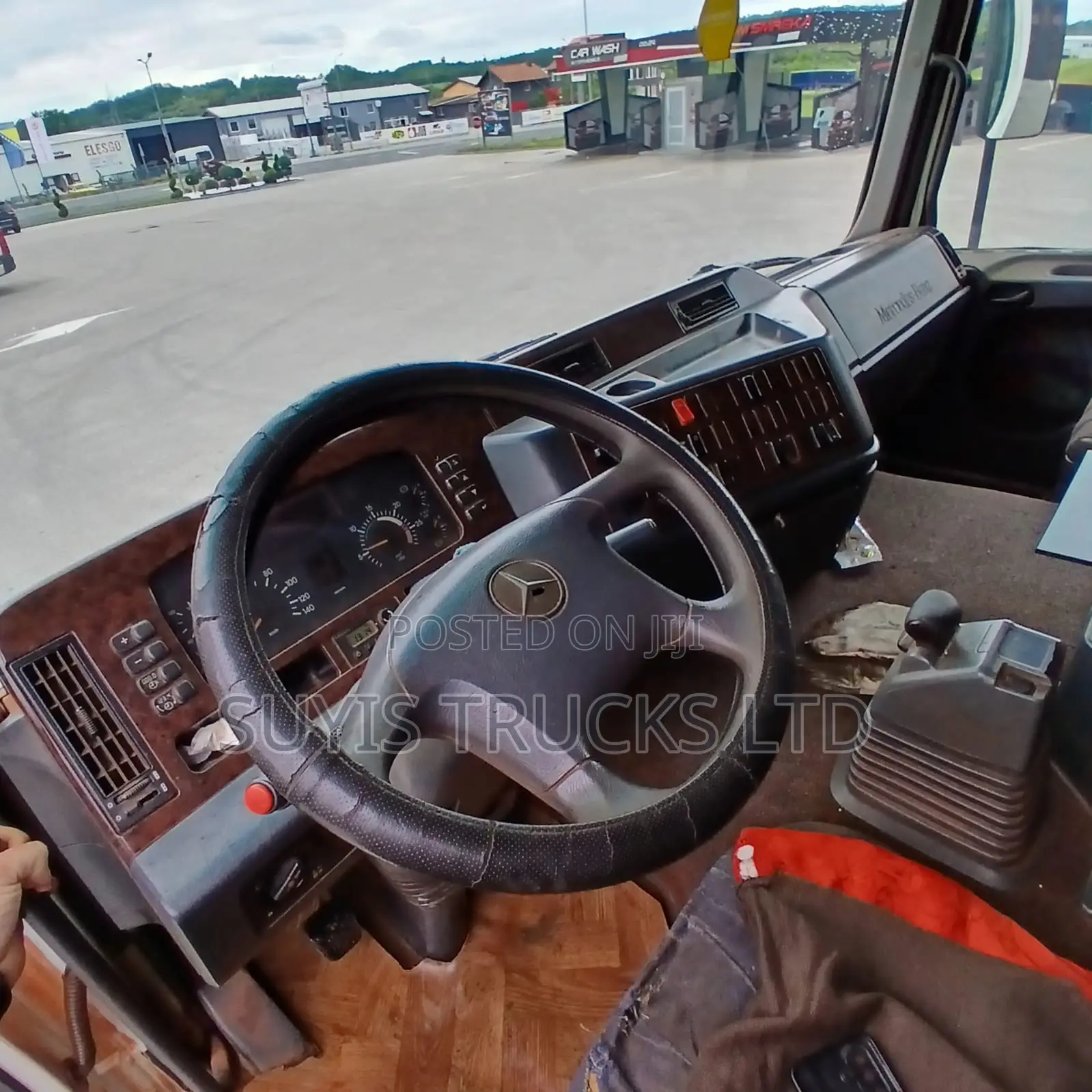 Mercedes Actros