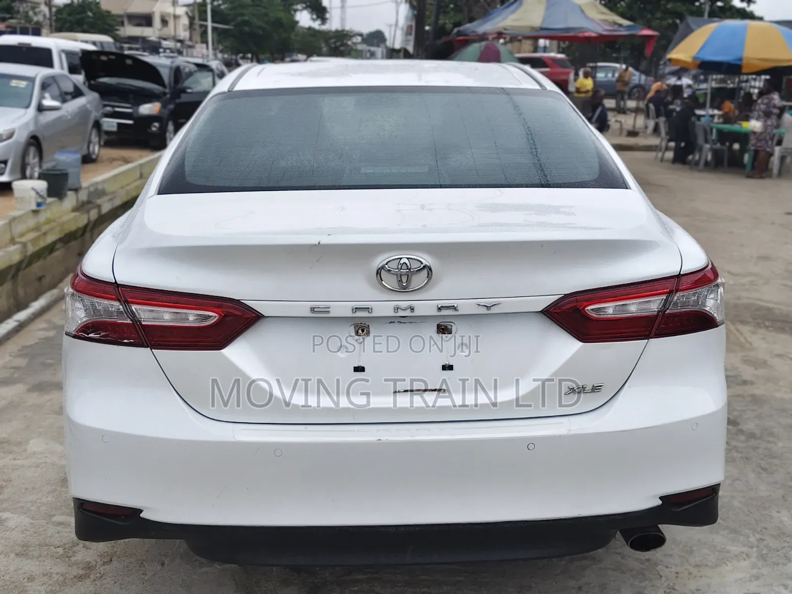 Toyota Camry XLE (2.5L 4cyl 8A) 2019 White