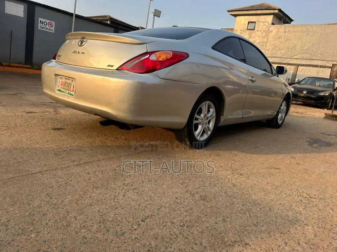 Toyota Solara 2006 Silver
