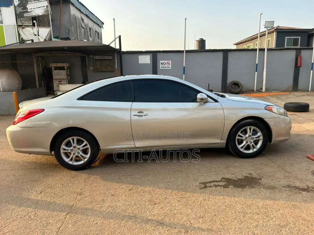 Toyota Solara 2006 Silver