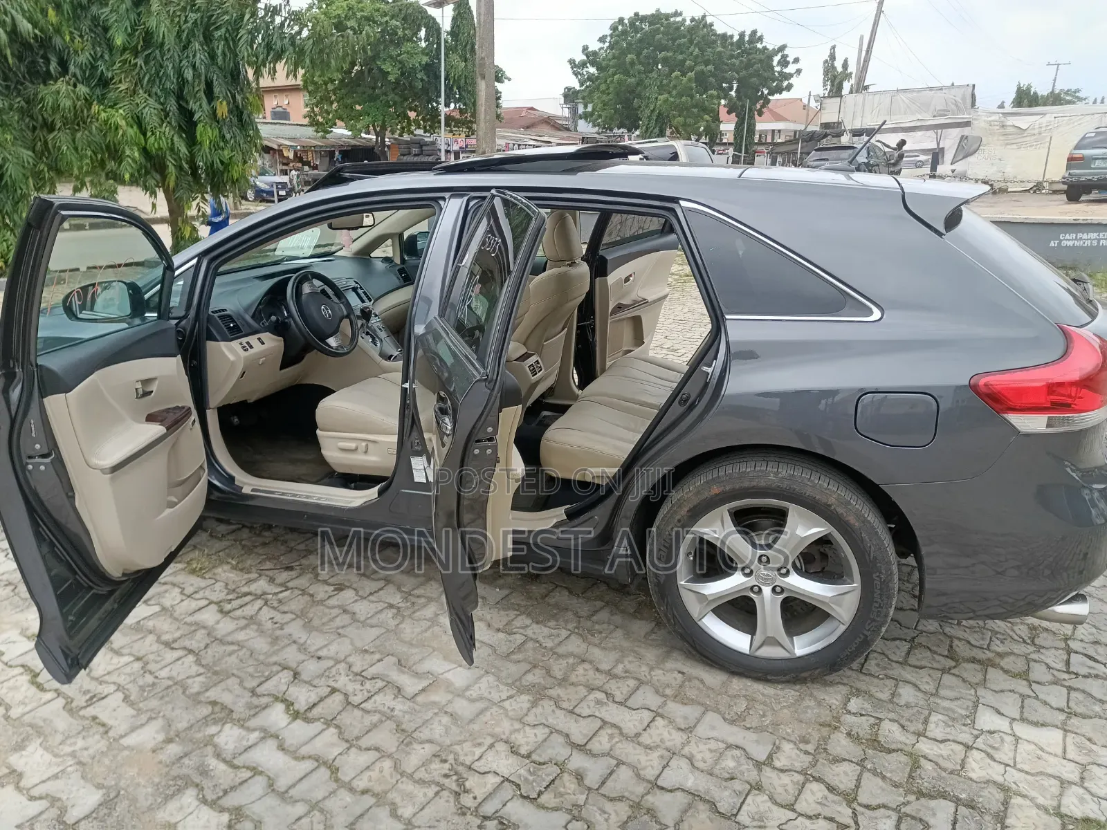 Toyota Venza Limited 2011 Gray