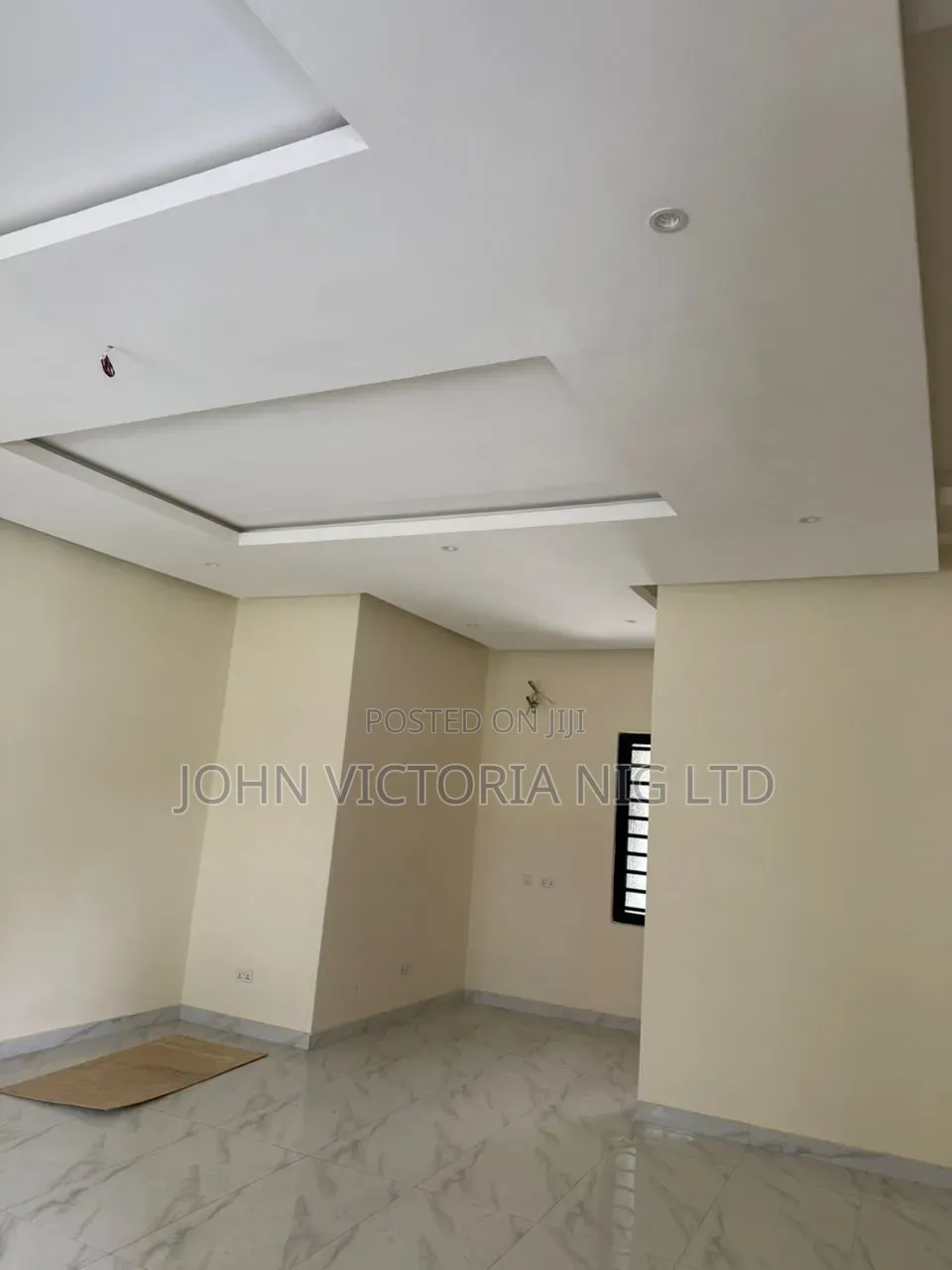 5bdrm Duplex in Adeniyi Jones for sale