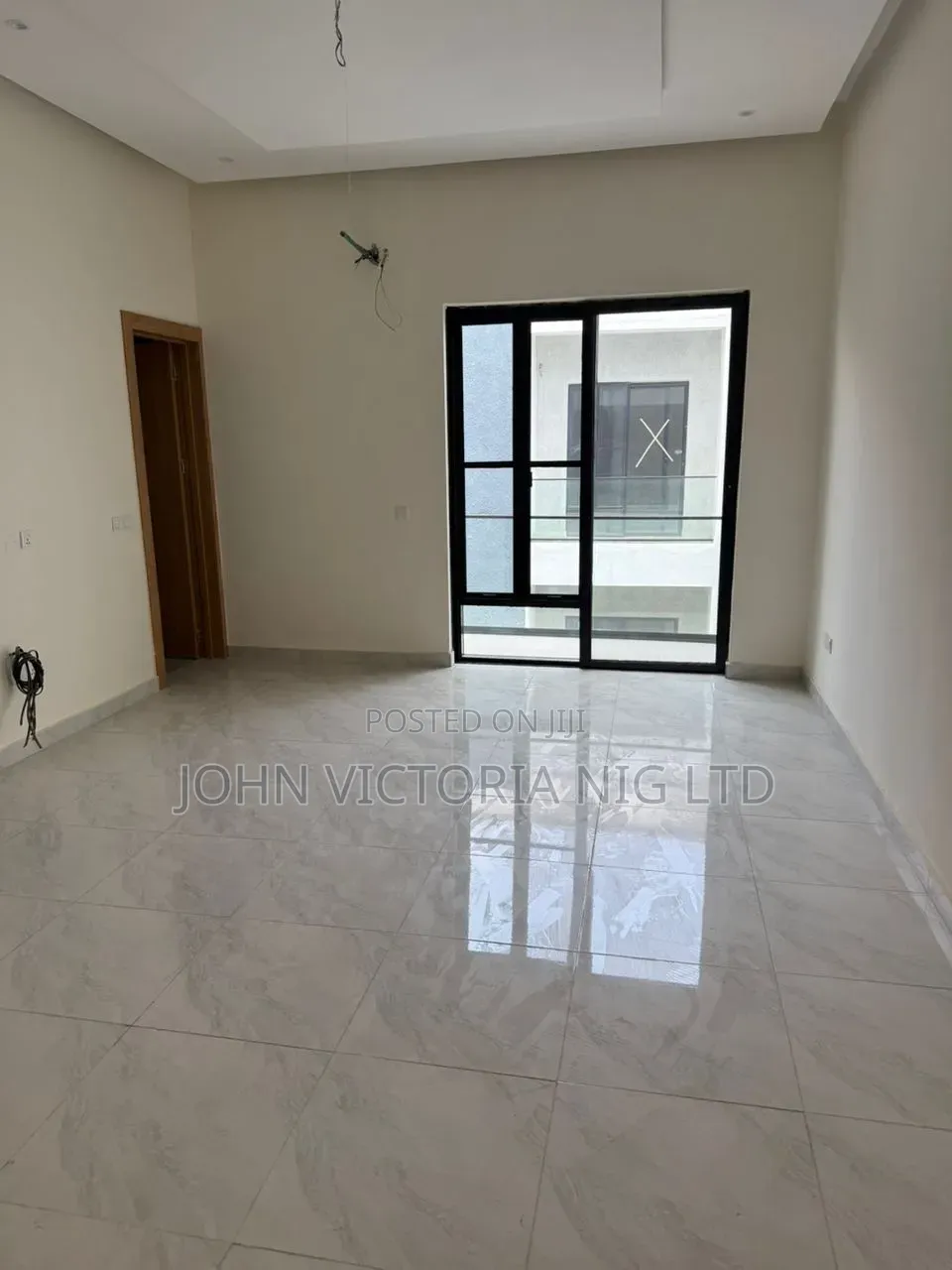 5bdrm Duplex in Adeniyi Jones for sale