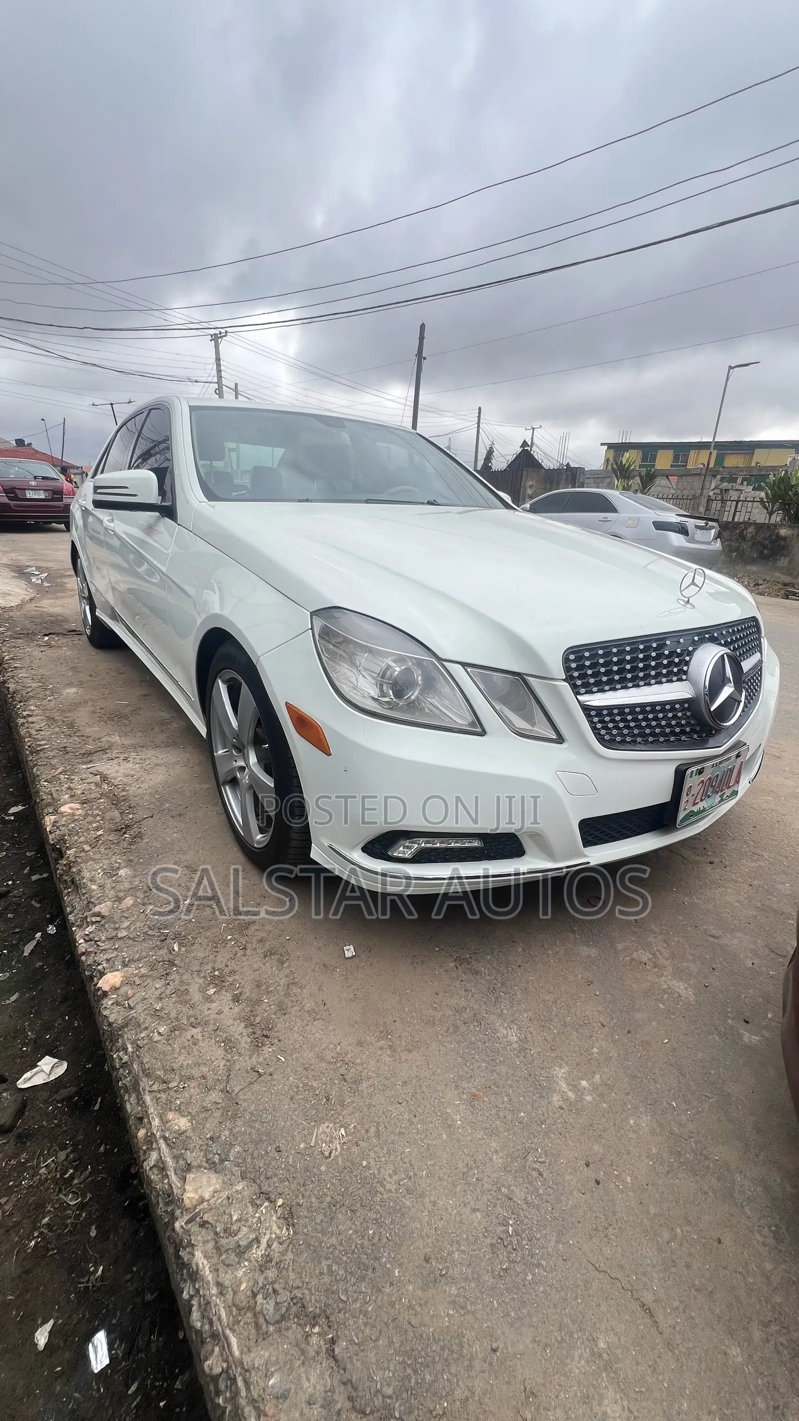Mercedes-Benz E350 Base 4Matic Sedan AWD (3.5L 6cyl 7A) 2010 White