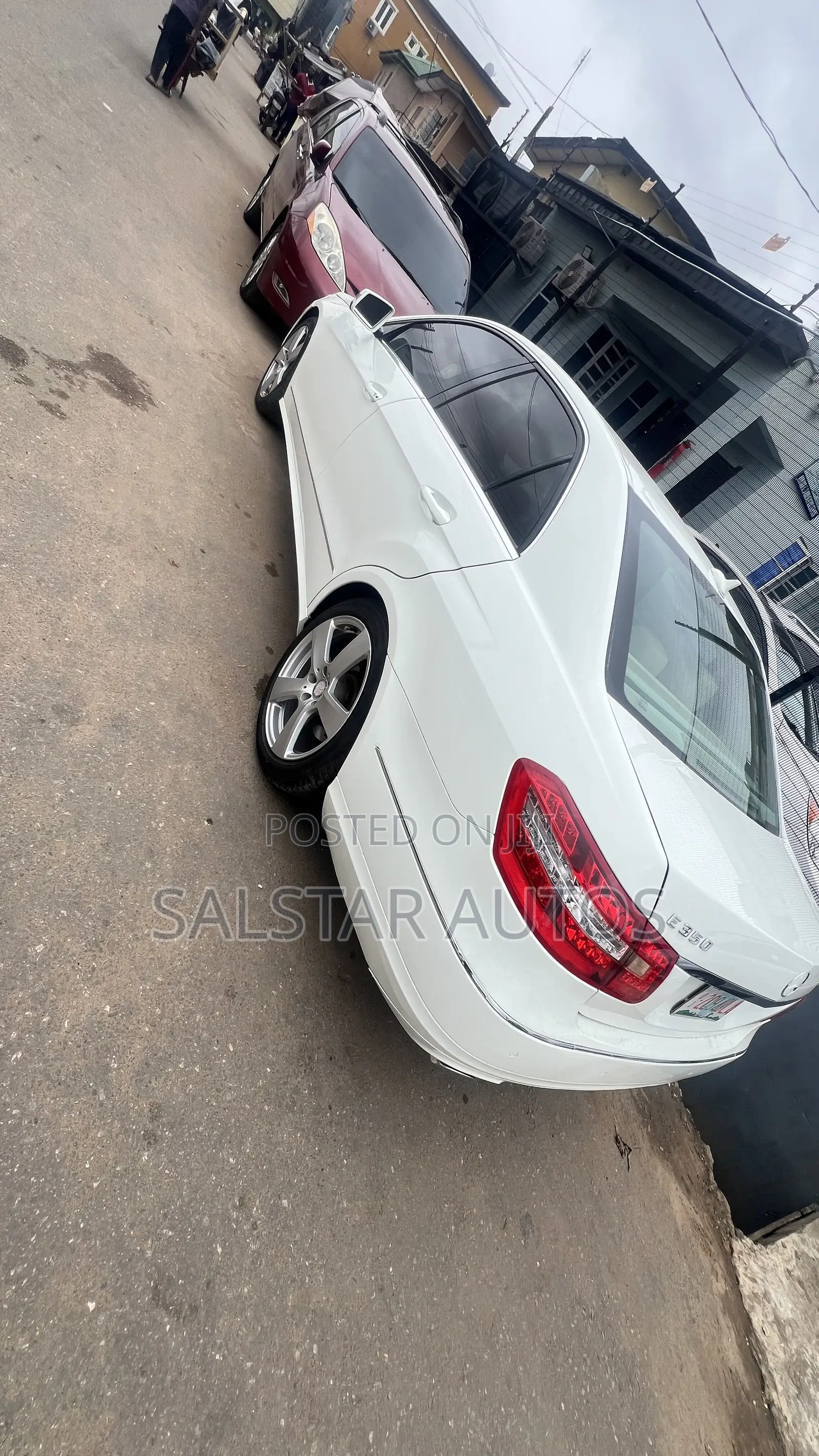 Mercedes-Benz E350 Base 4Matic Sedan AWD (3.5L 6cyl 7A) 2010 White