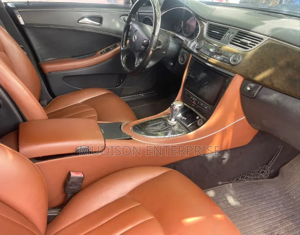 Mercedes-Benz CLS 2008 Black