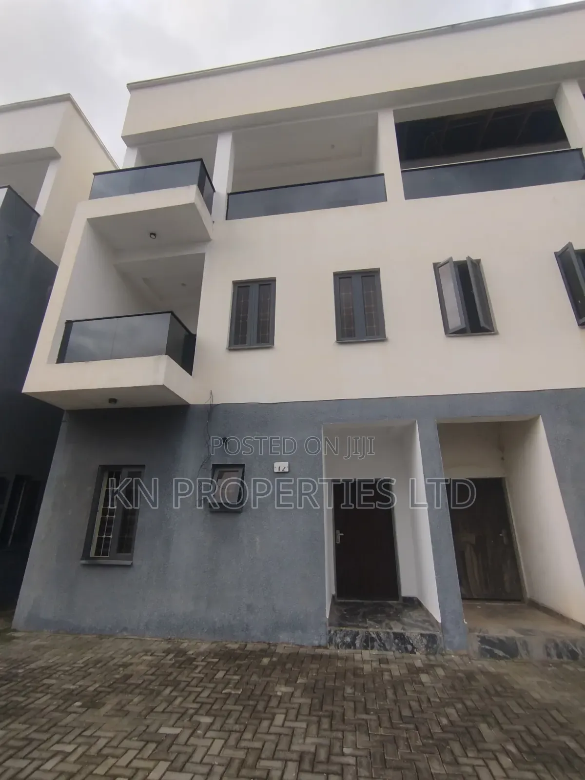 Furnished 4bdrm Townhouse / Terrace in Jahi for rent