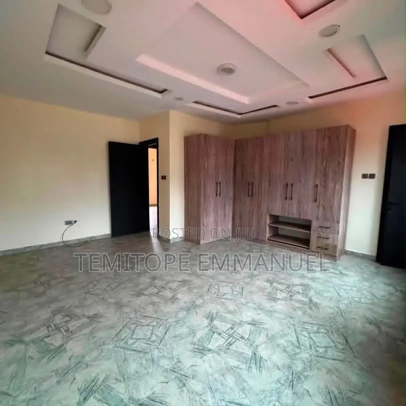 Furnished 4bdrm Duplex in GRA Phase 2 Shangisha for sale