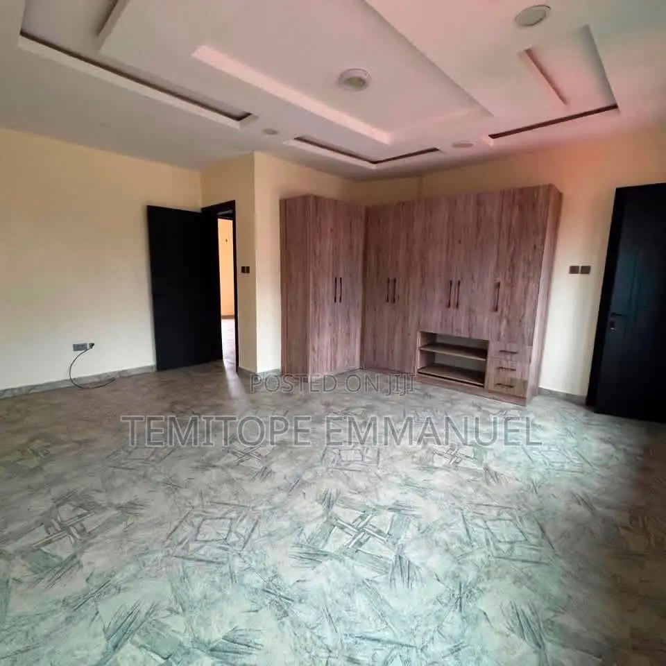 Furnished 4bdrm Duplex in GRA Phase 2 Shangisha for sale
