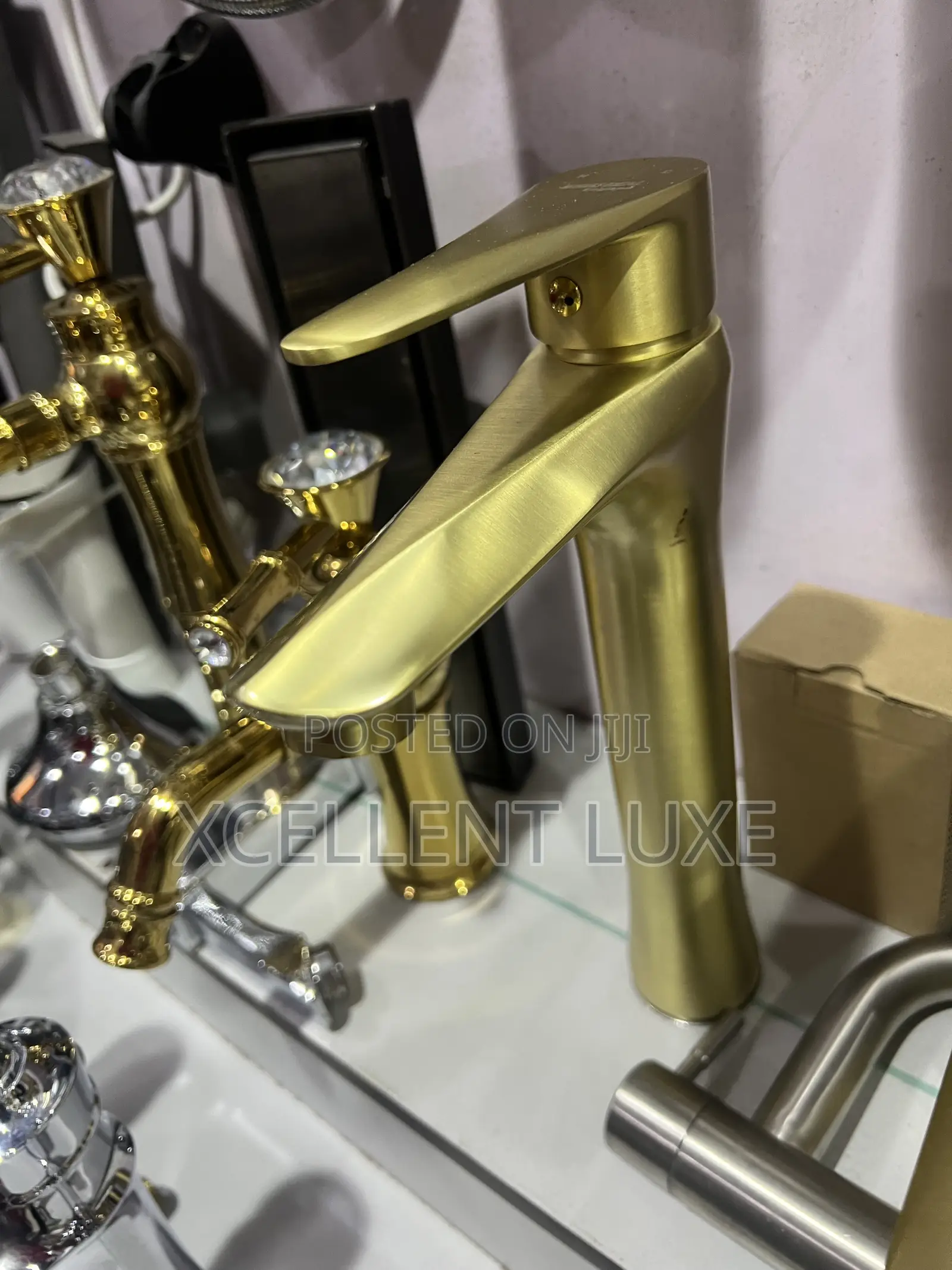 Matt Gold Basin Mixer Tap. (England Standard)