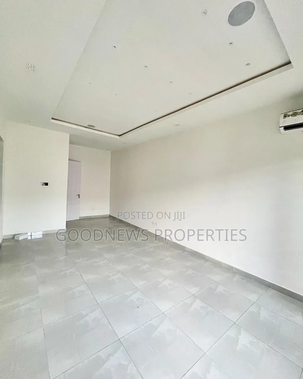 4bdrm Duplex in Victoria Island for sale