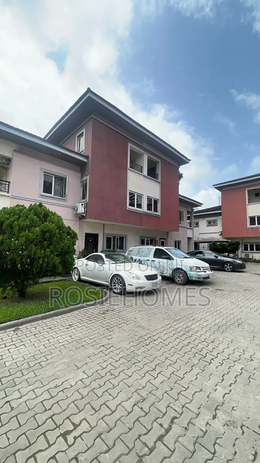 Furnished 4bdrm Duplex in Osapa, Lekki Phase 1 for rent